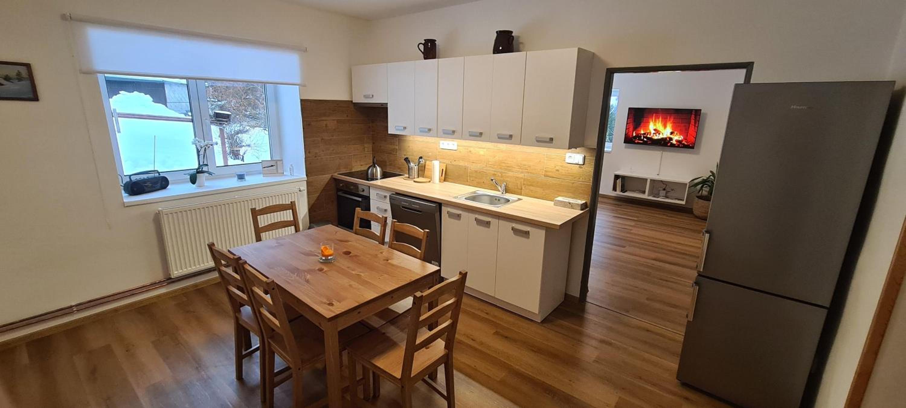 Deluxe Apartment photo 2