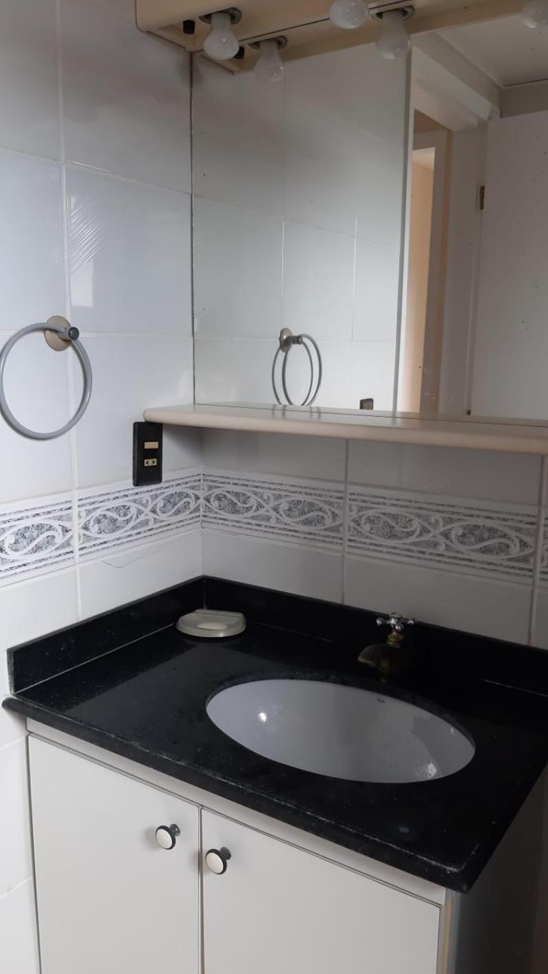 Three-Bedroom Apartment - Photo 10
