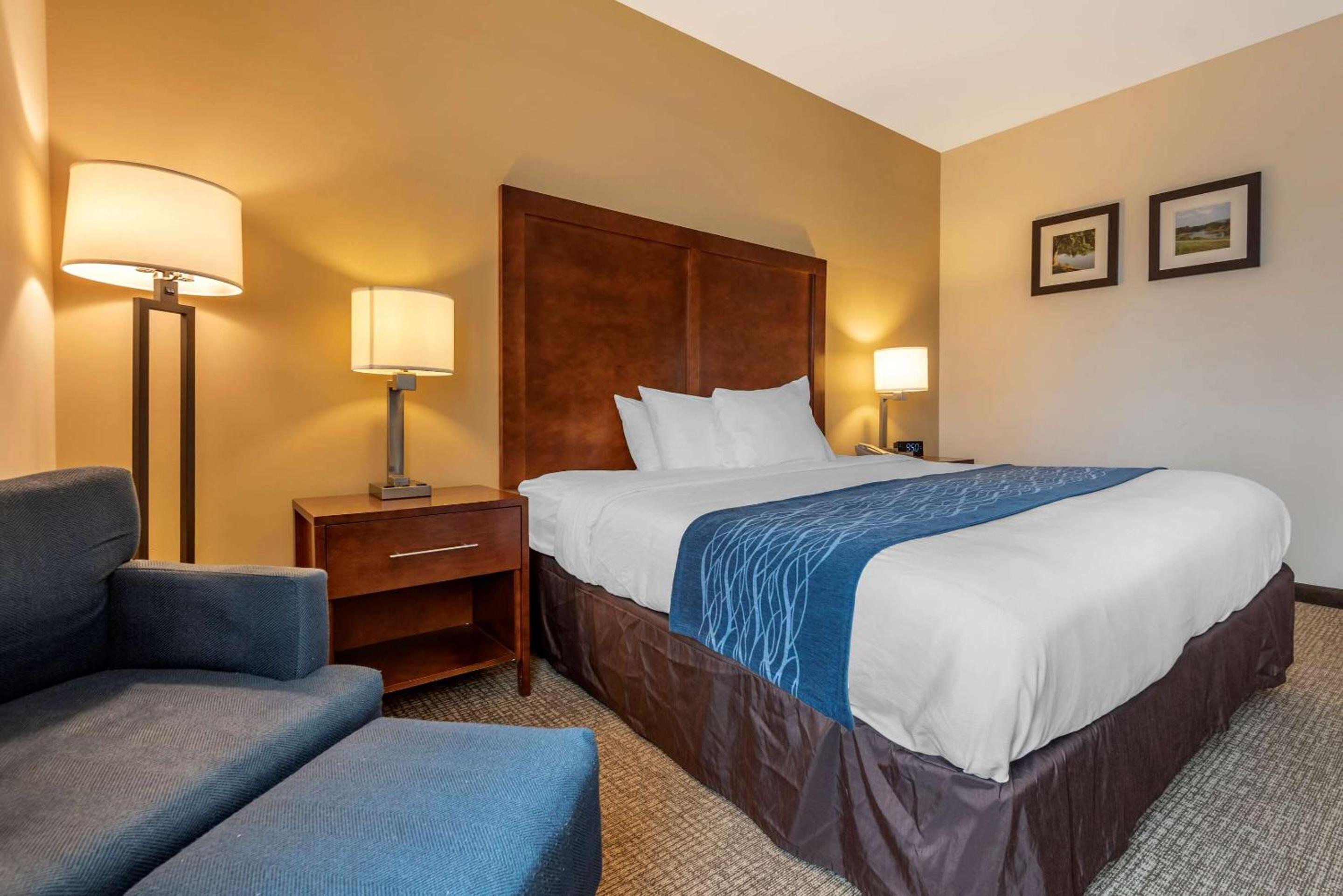 King Room - Accessible/Non Smoking photo 2