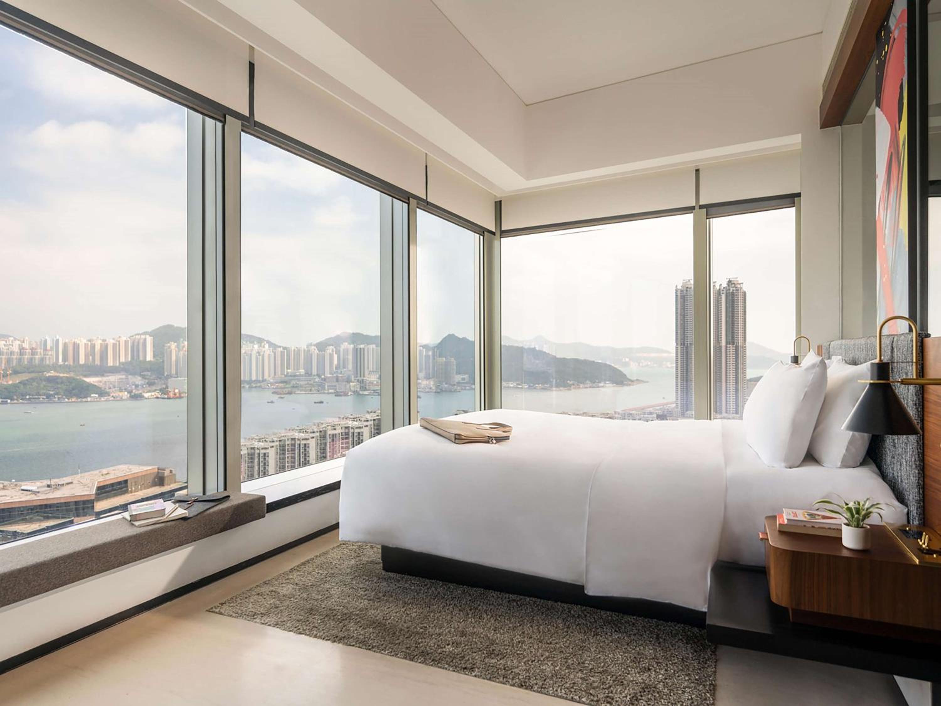 Harbor Corner Room