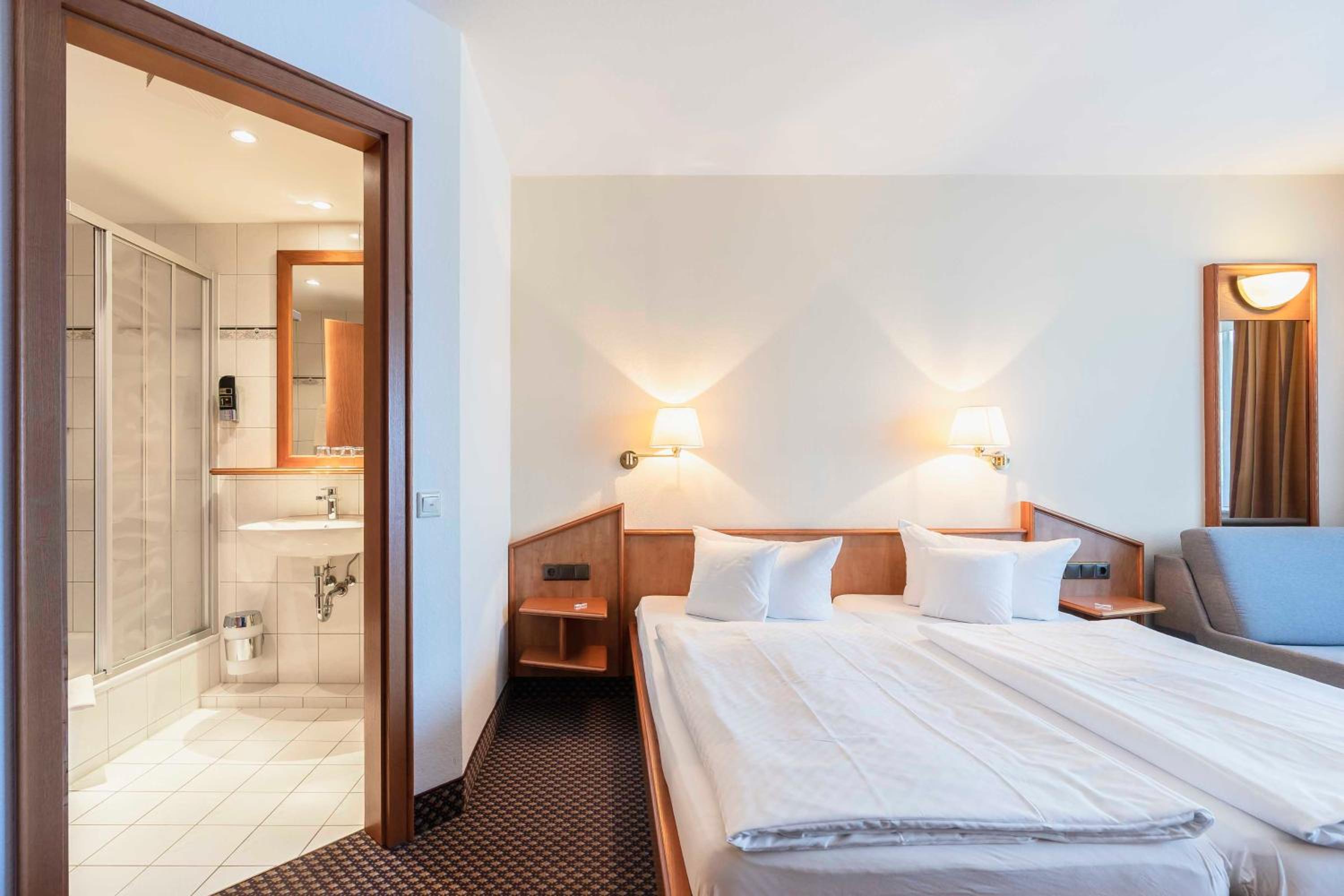 Double Room - Photo 4