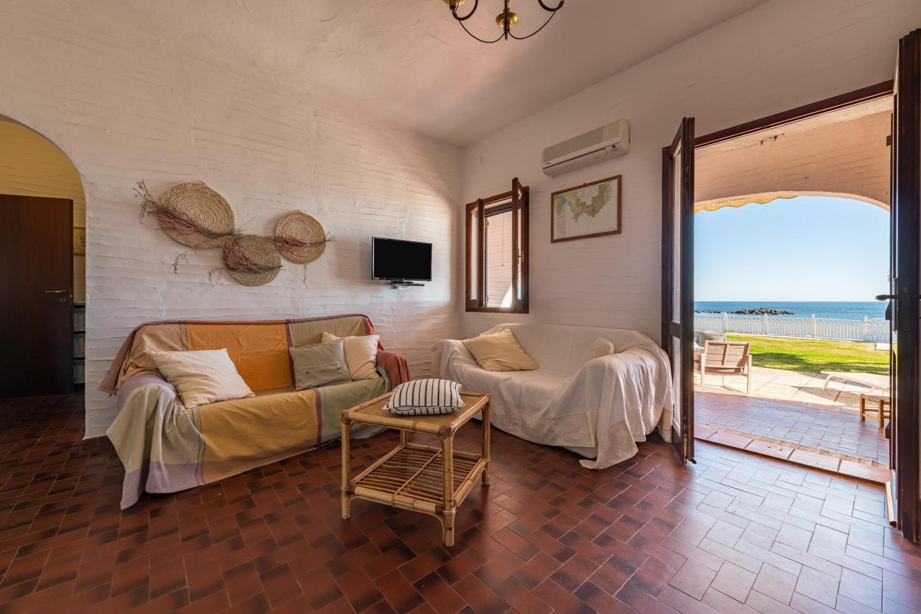 Two-Bedroom Deluxe Apartment with Ocean View