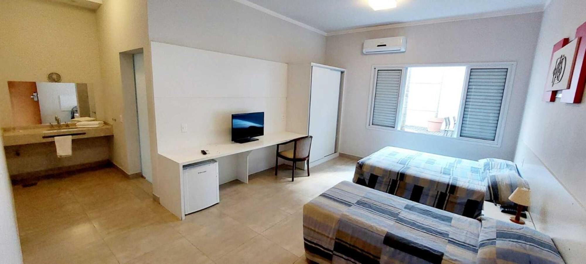 Queen Room - Disability Access