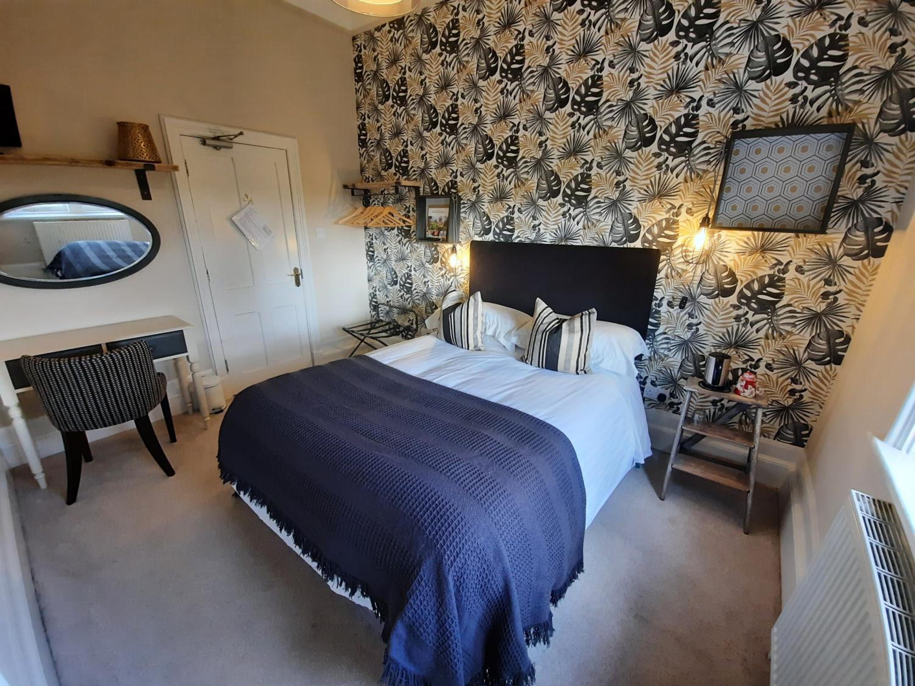 Small Double Room photo 2