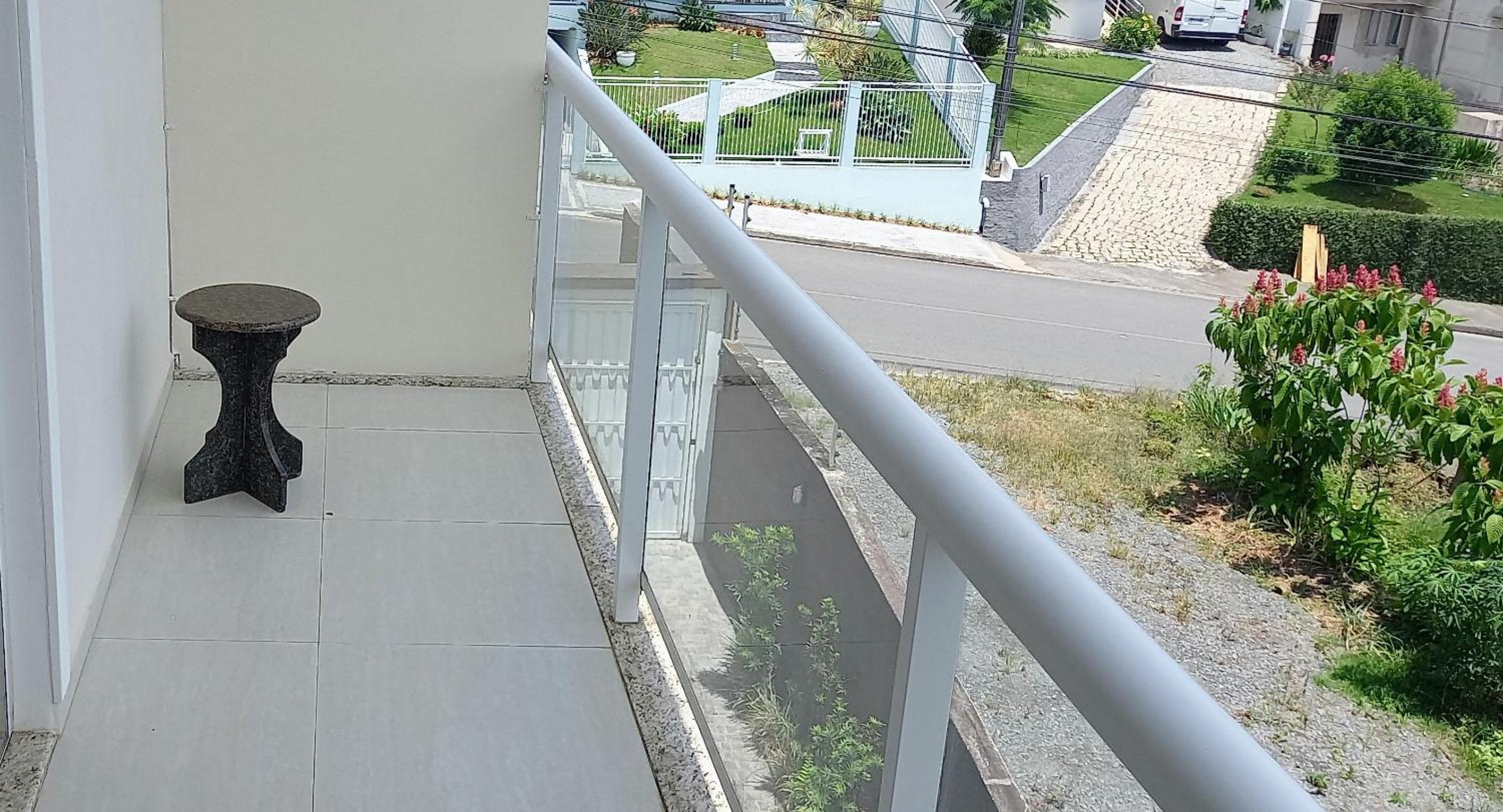 Deluxe Double Room with Balcony - Photo 4