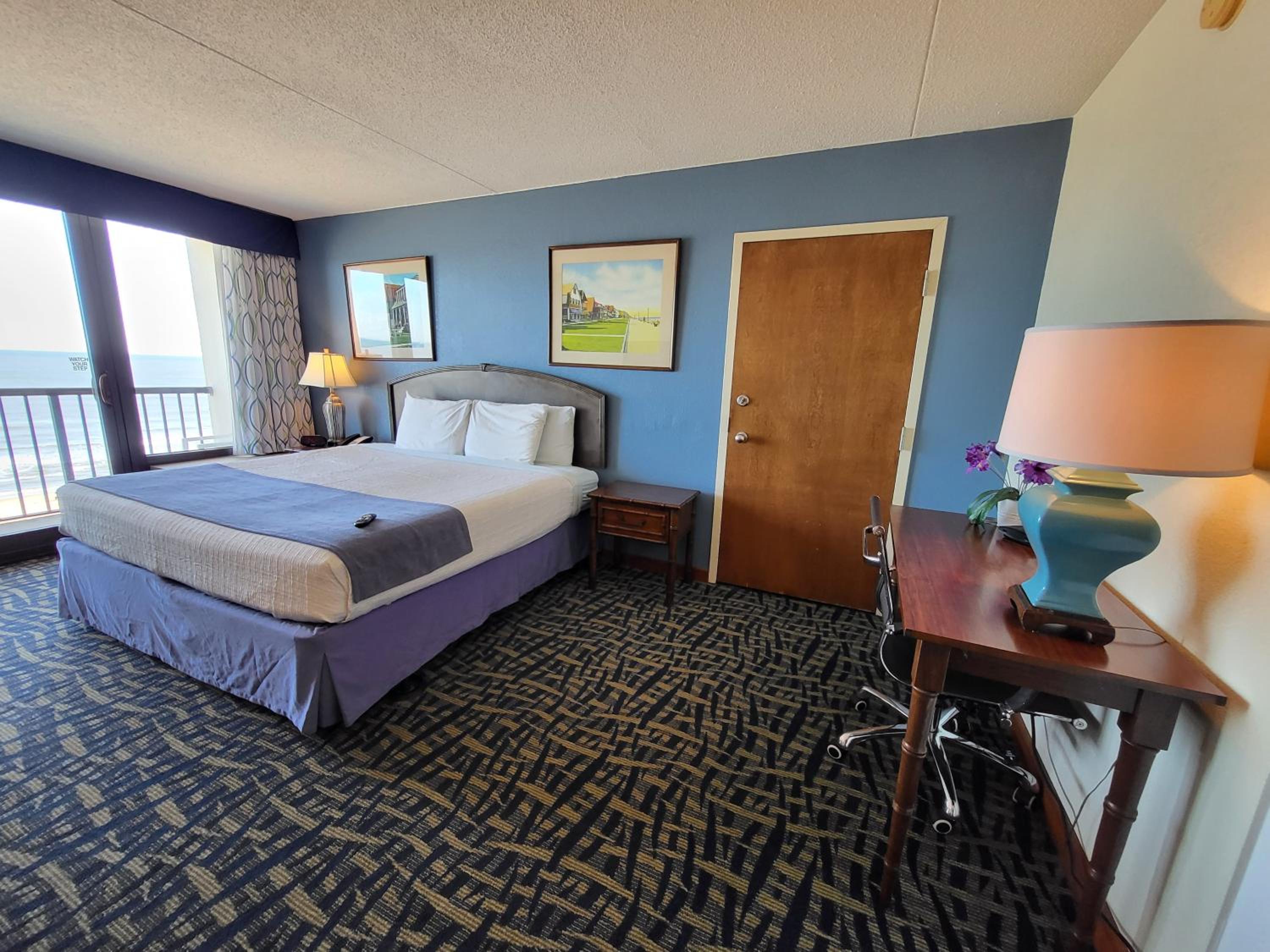 King Room - Oceanfront - Private Balcony