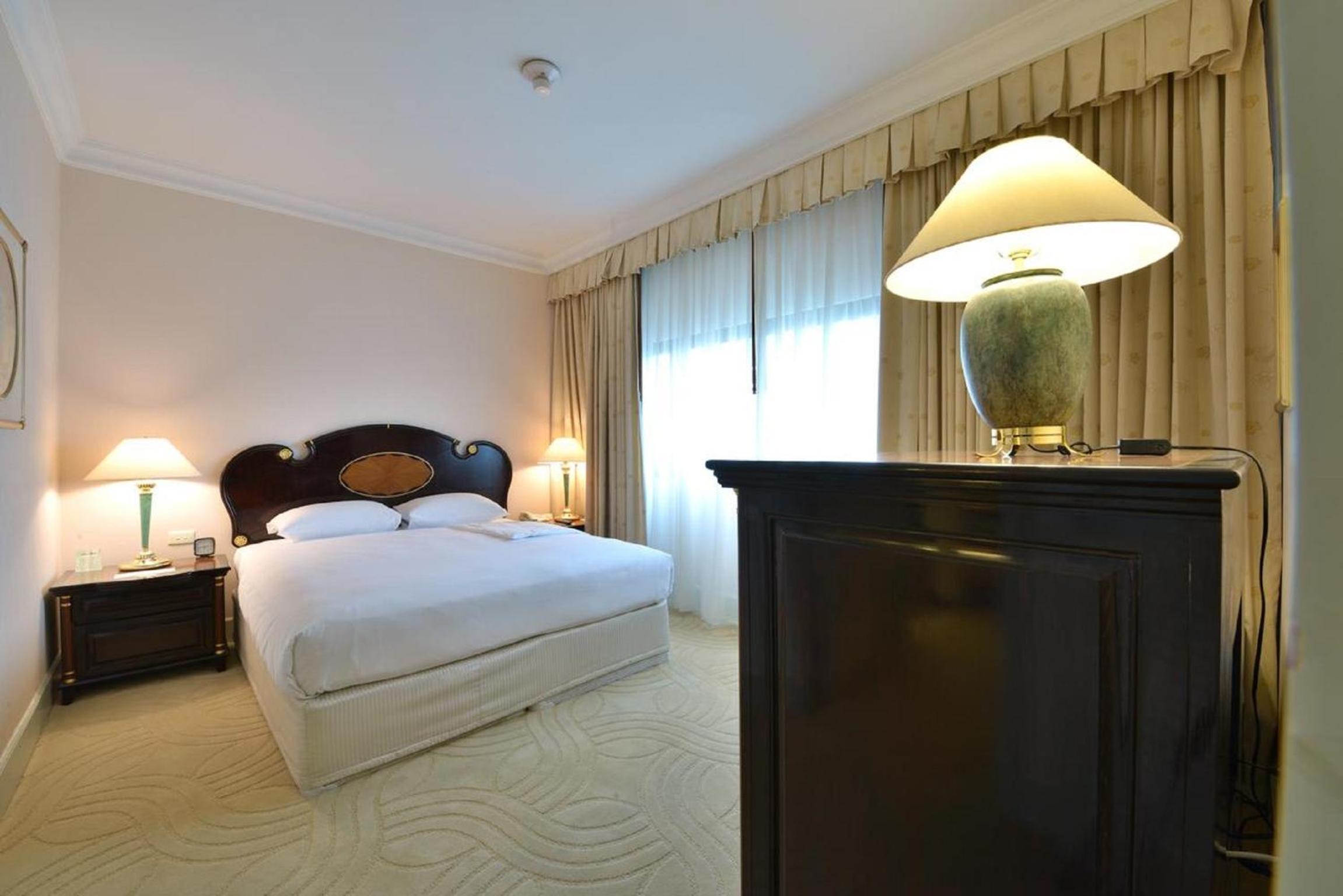 Deluxe Double Or Twin Room photo 2