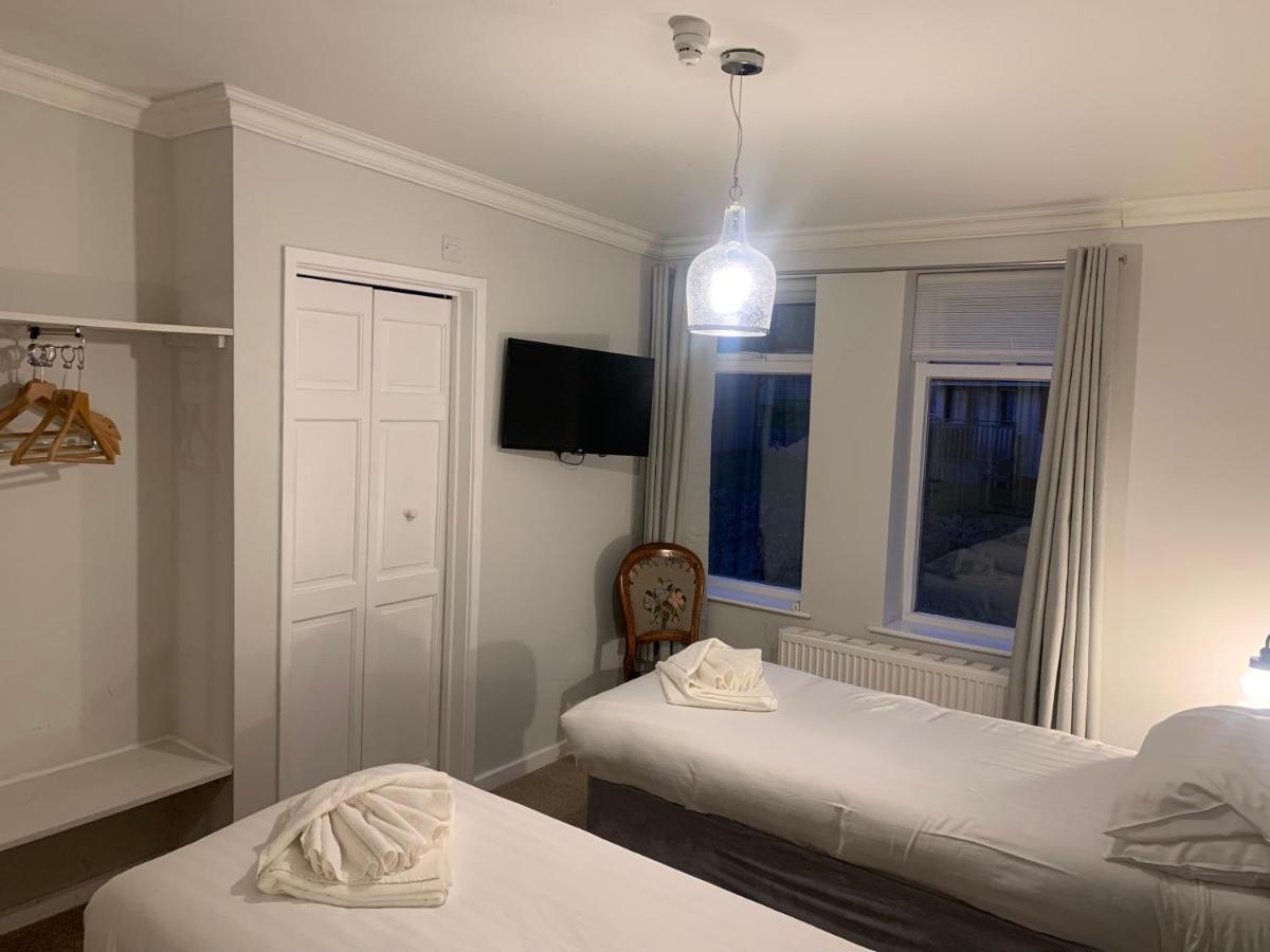 Standard Twin Room photo 1