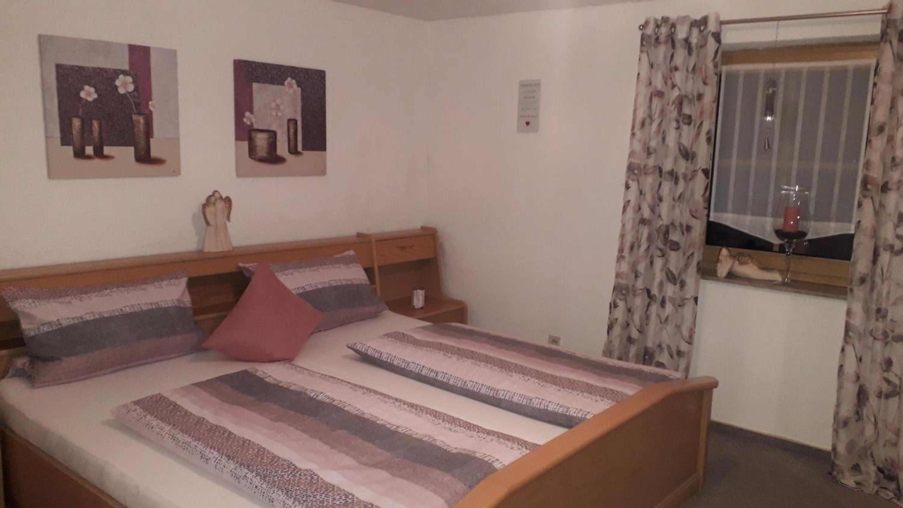 One-Bedroom Apartment - Photo 7