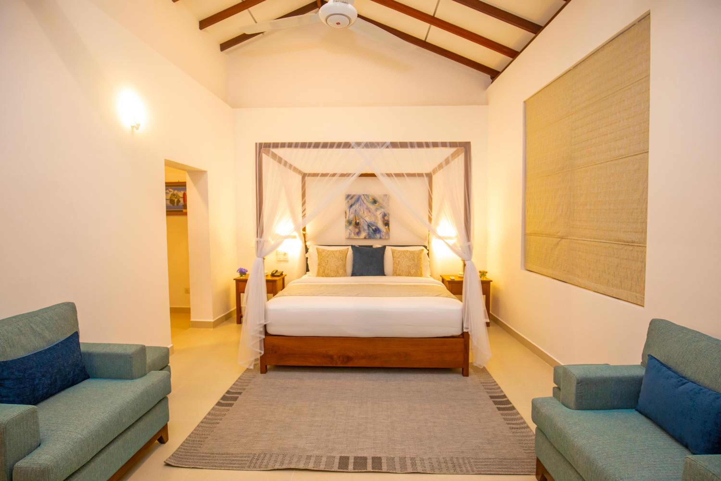 Deluxe King Suite