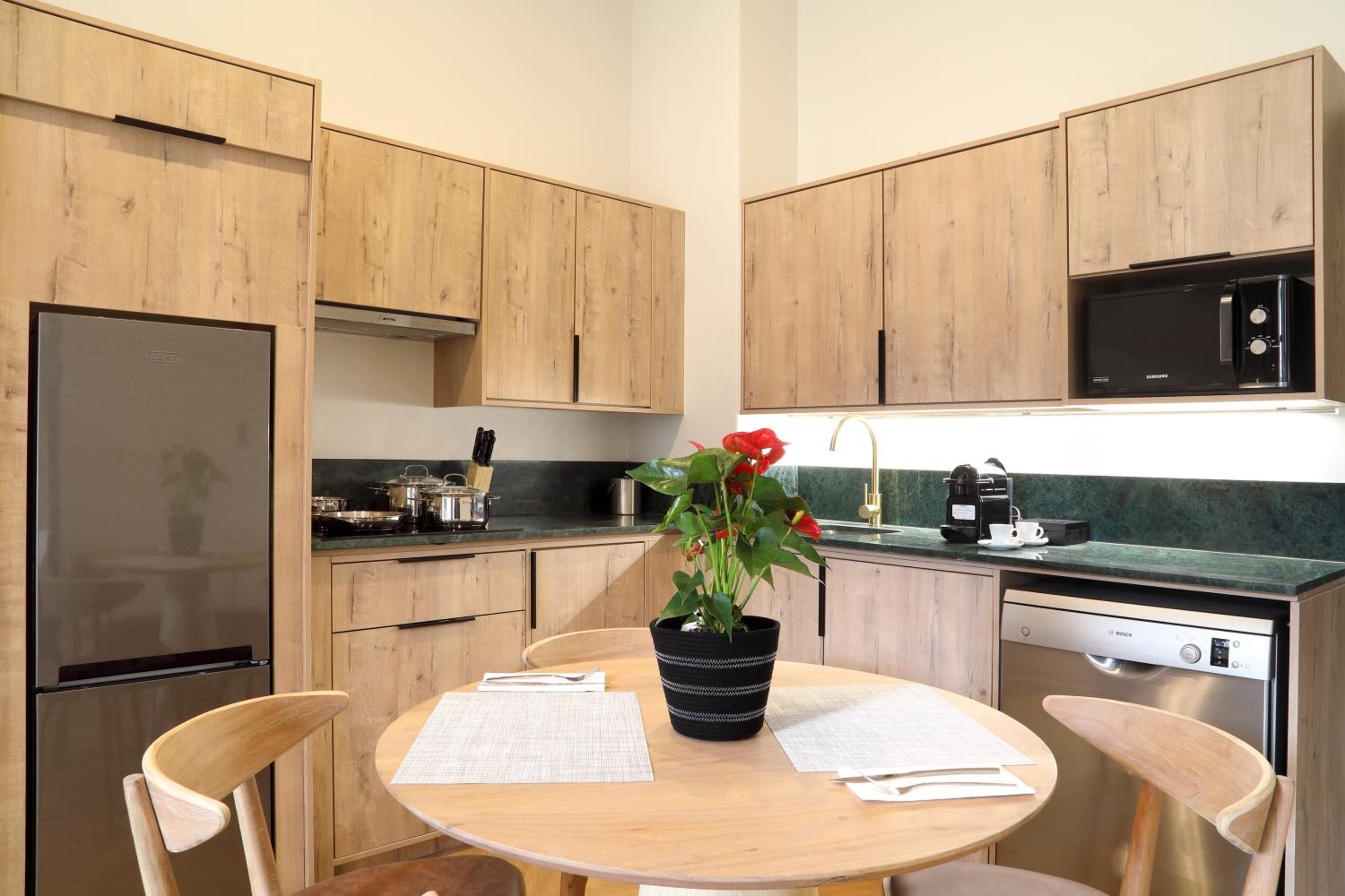 One Bedroom Suite - Photo 12