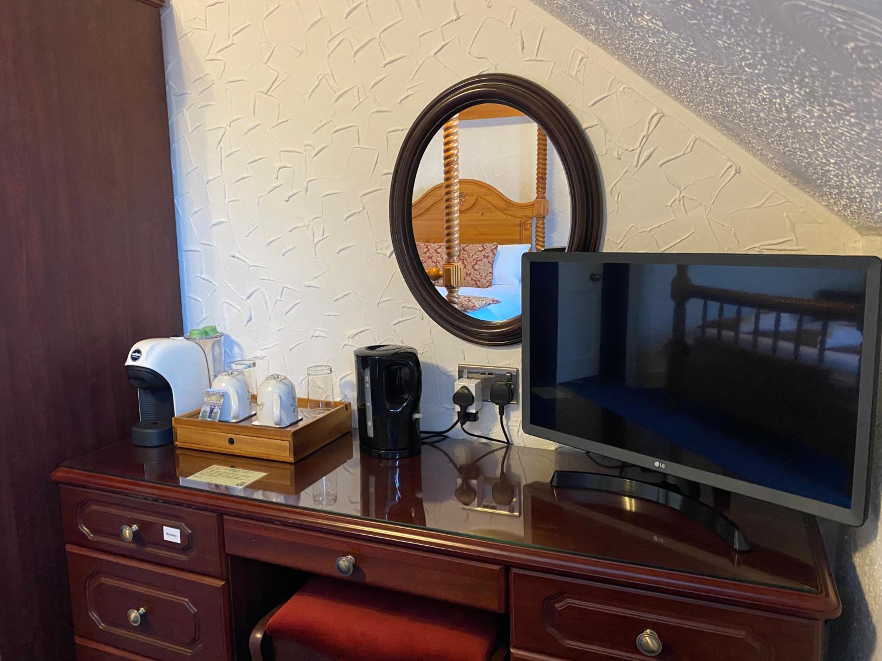 Superior King Room photo 3