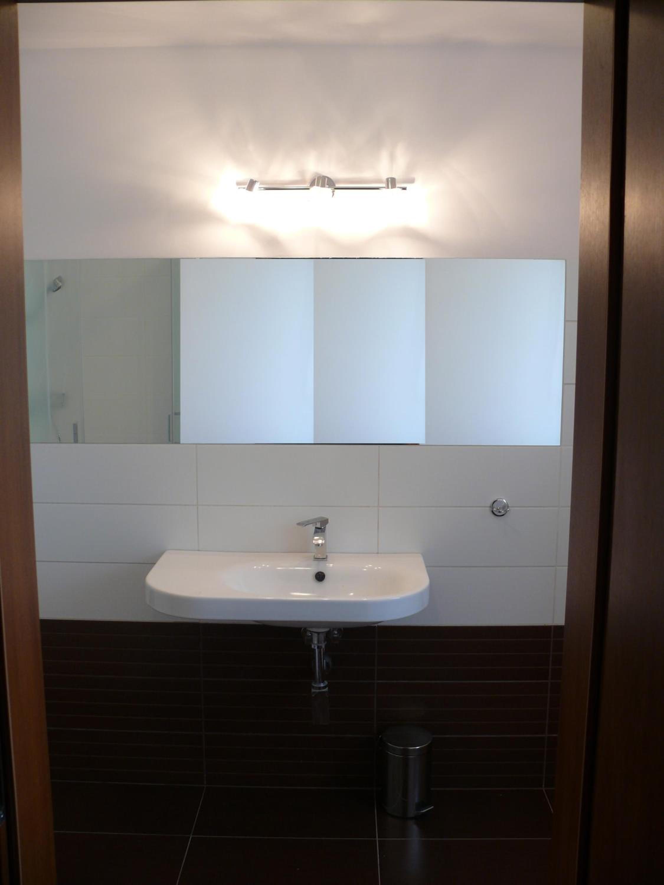 Deluxe Double or Twin Room - Photo 4