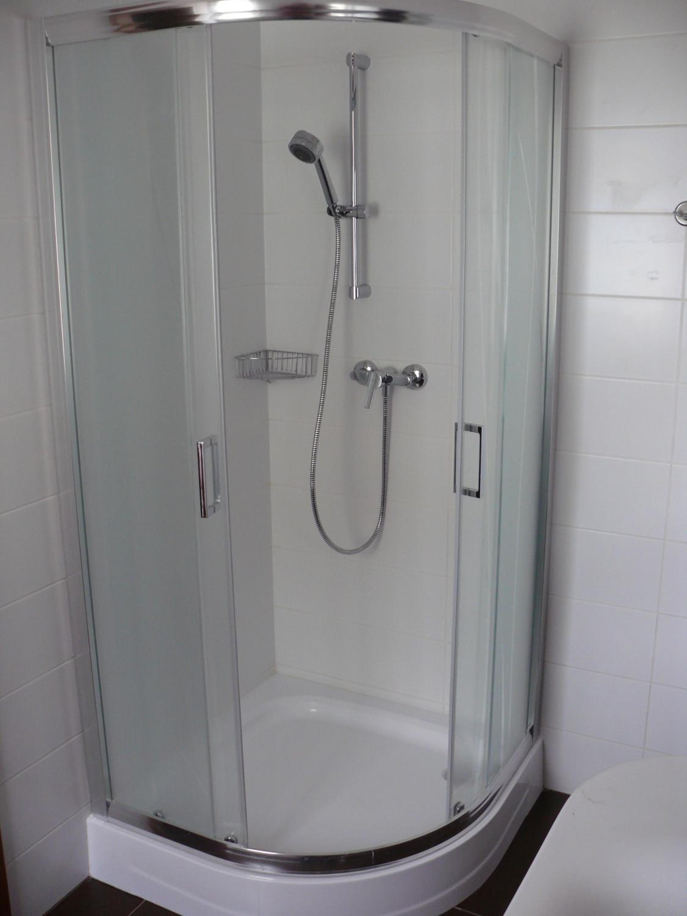 Deluxe Double or Twin Room - Photo 5