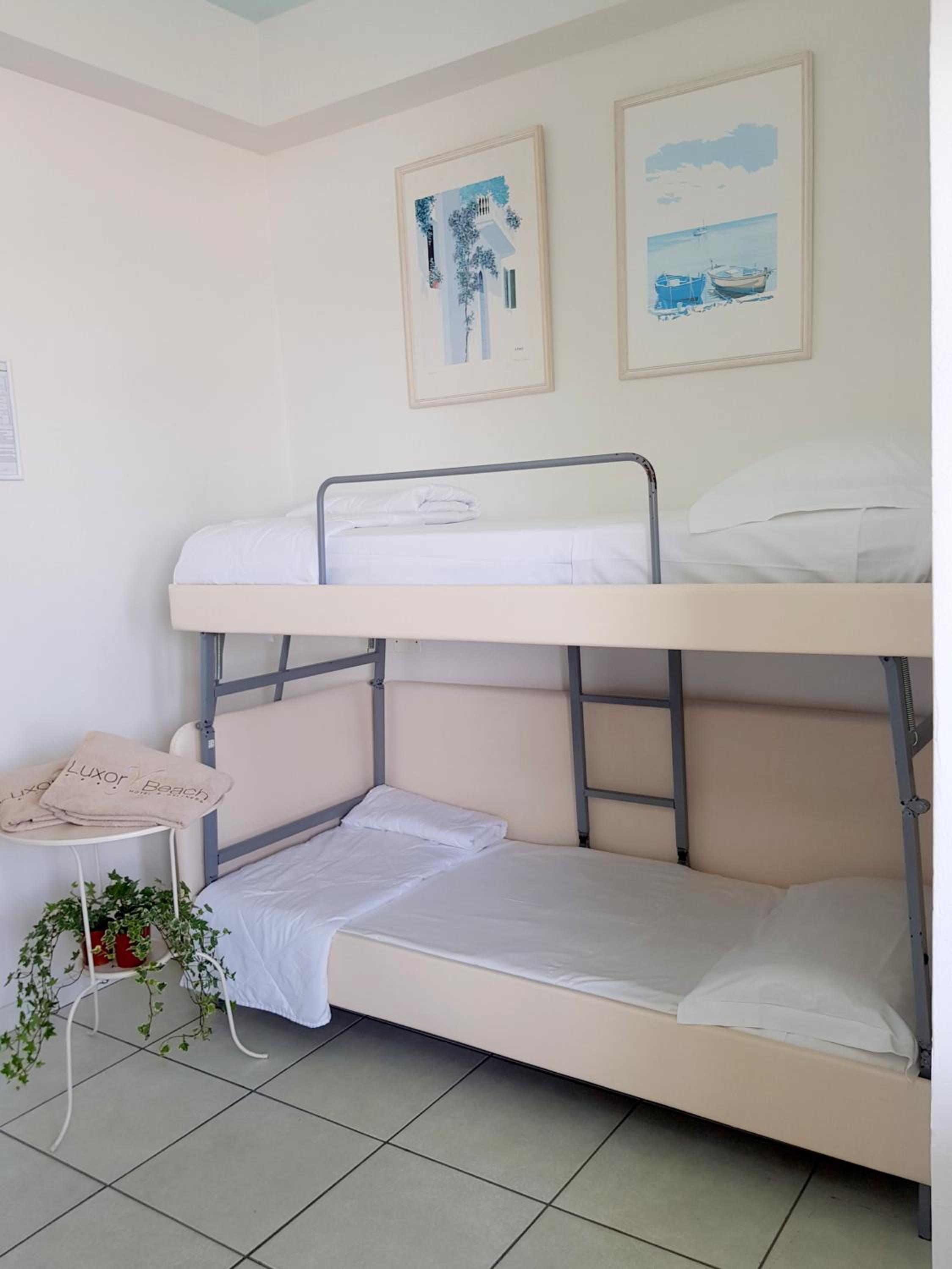 Standard Triple Room with Sea View
