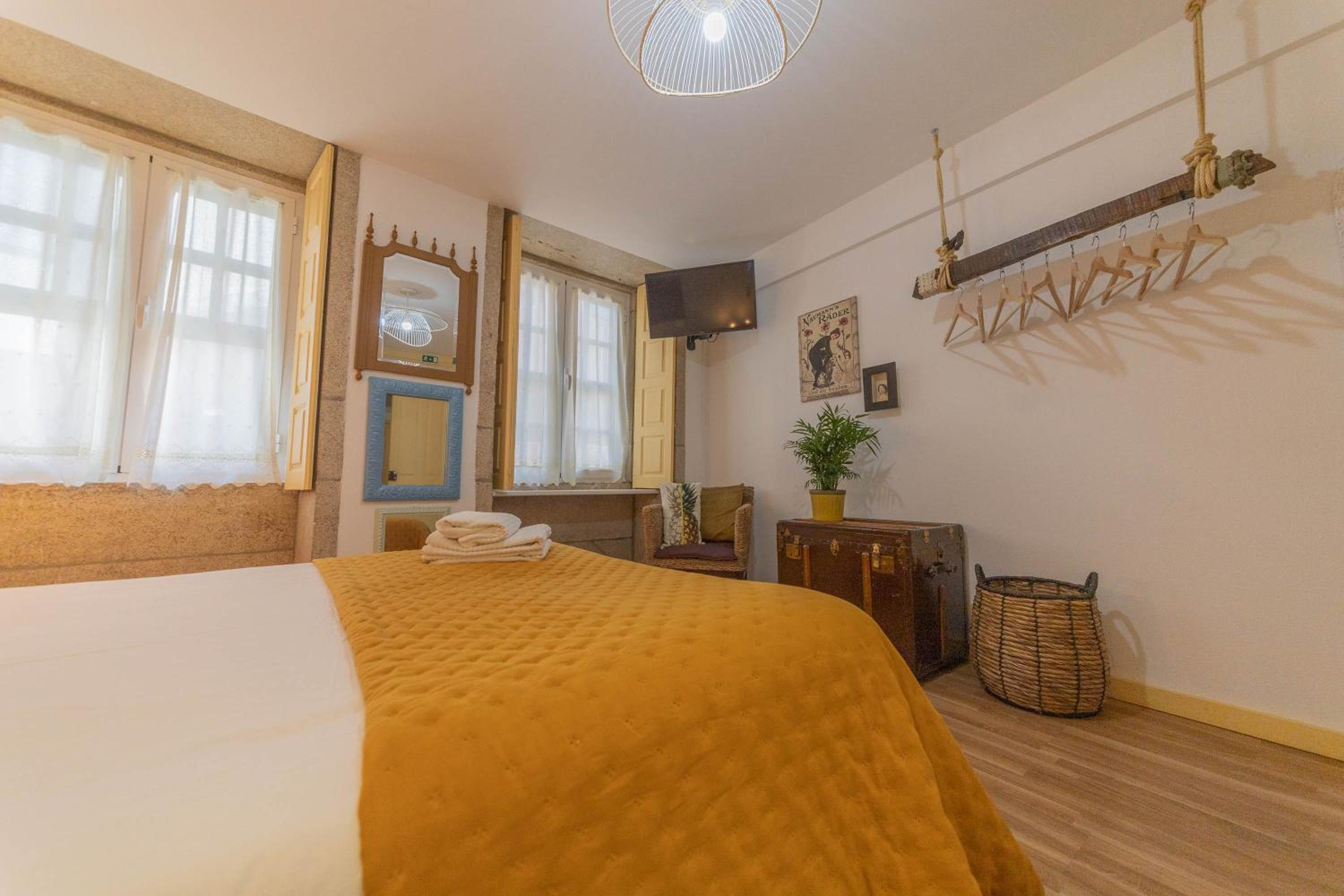 Superior King Suite - Photo 2