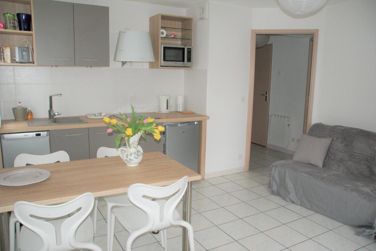 Apartment with Terrace photo 1