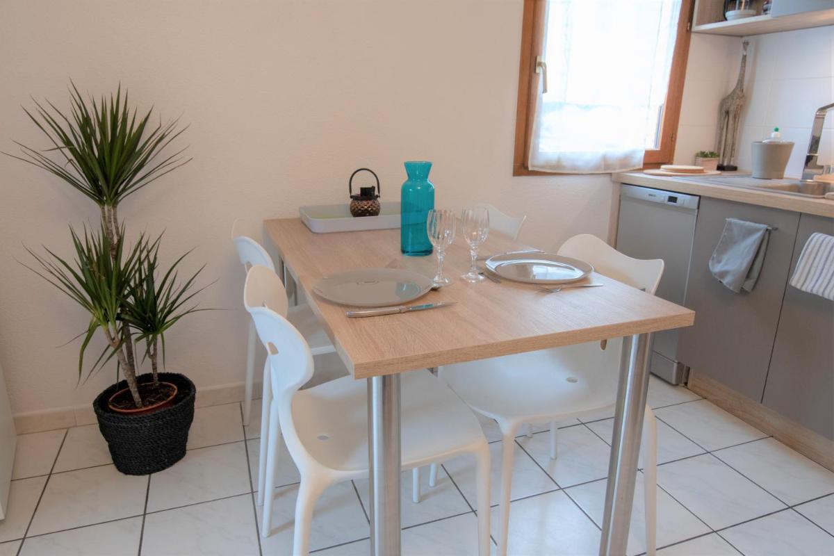Apartment with Terrace photo 3