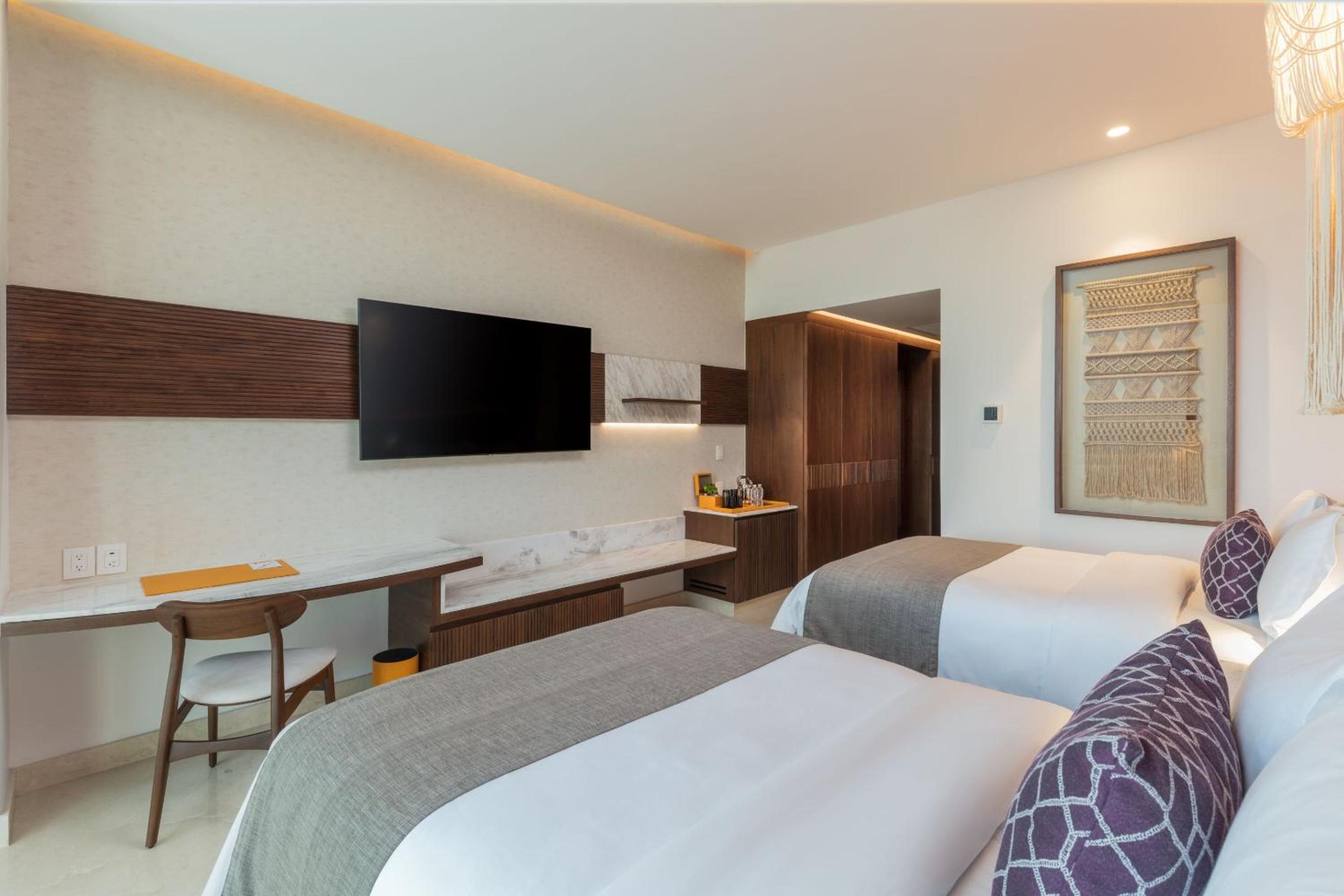 Deluxe Two Beds  - Photo 6