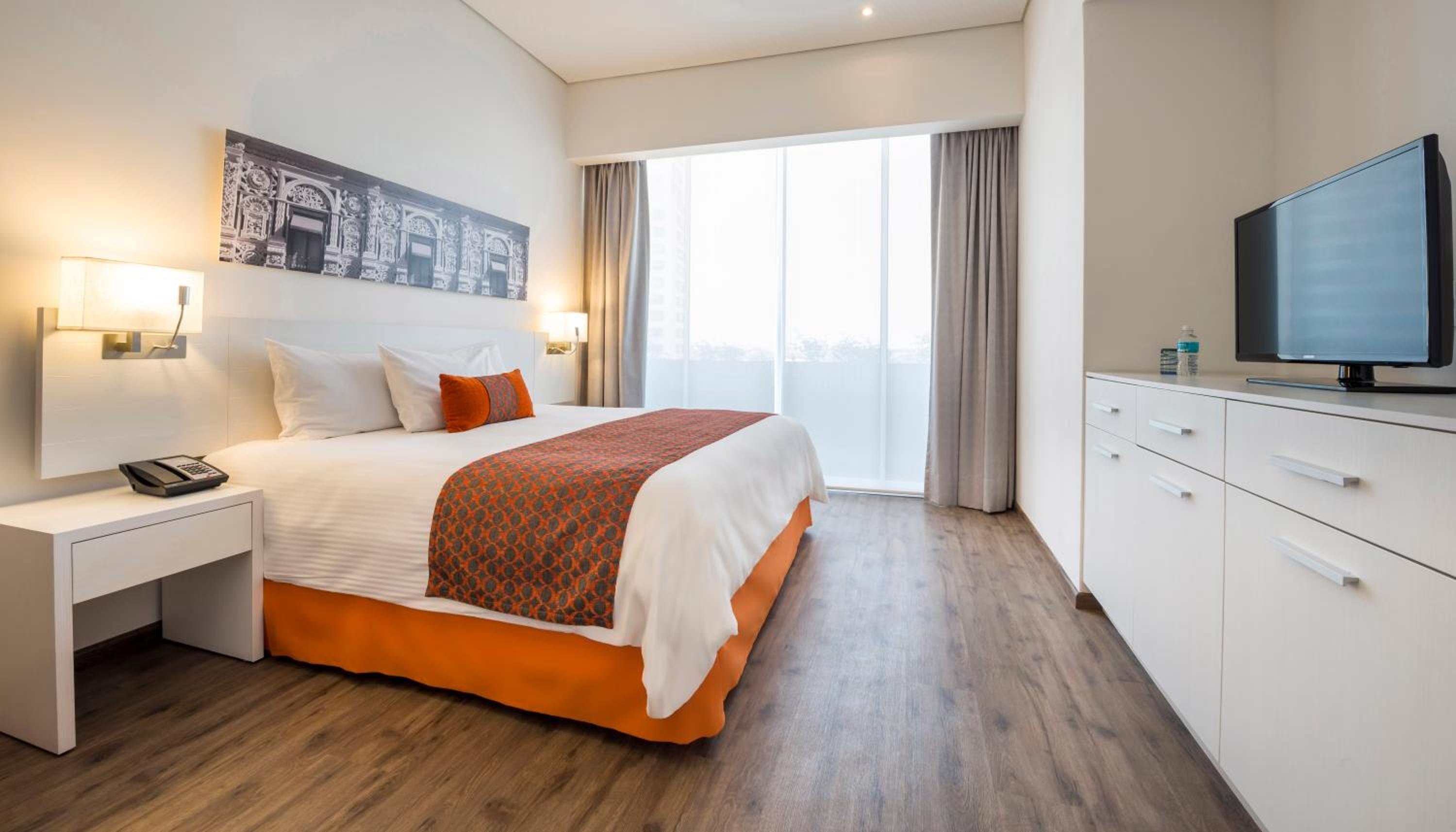 Suite King S1K - Photo 1