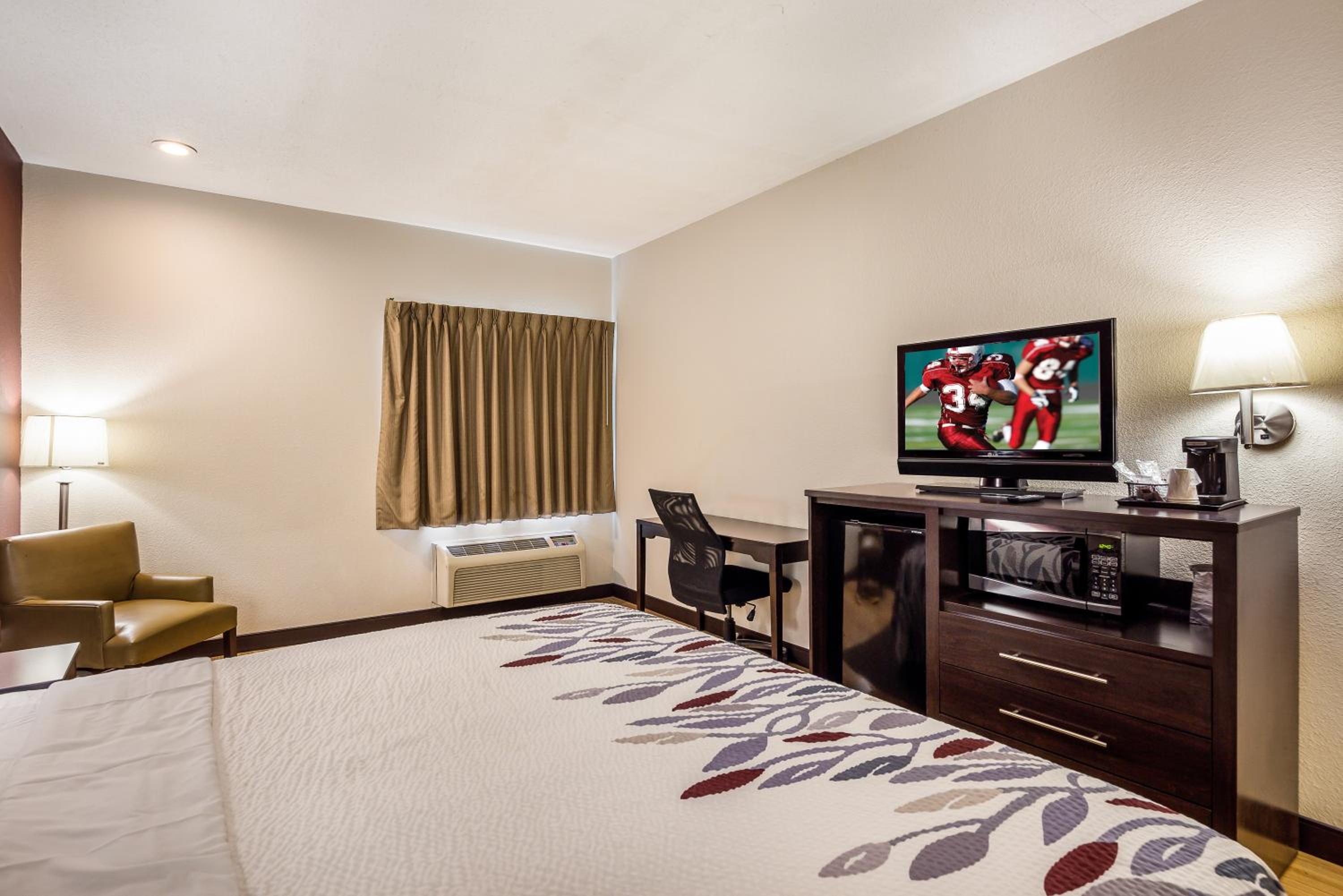 Superior King Room - Smoke Free - Photo 3