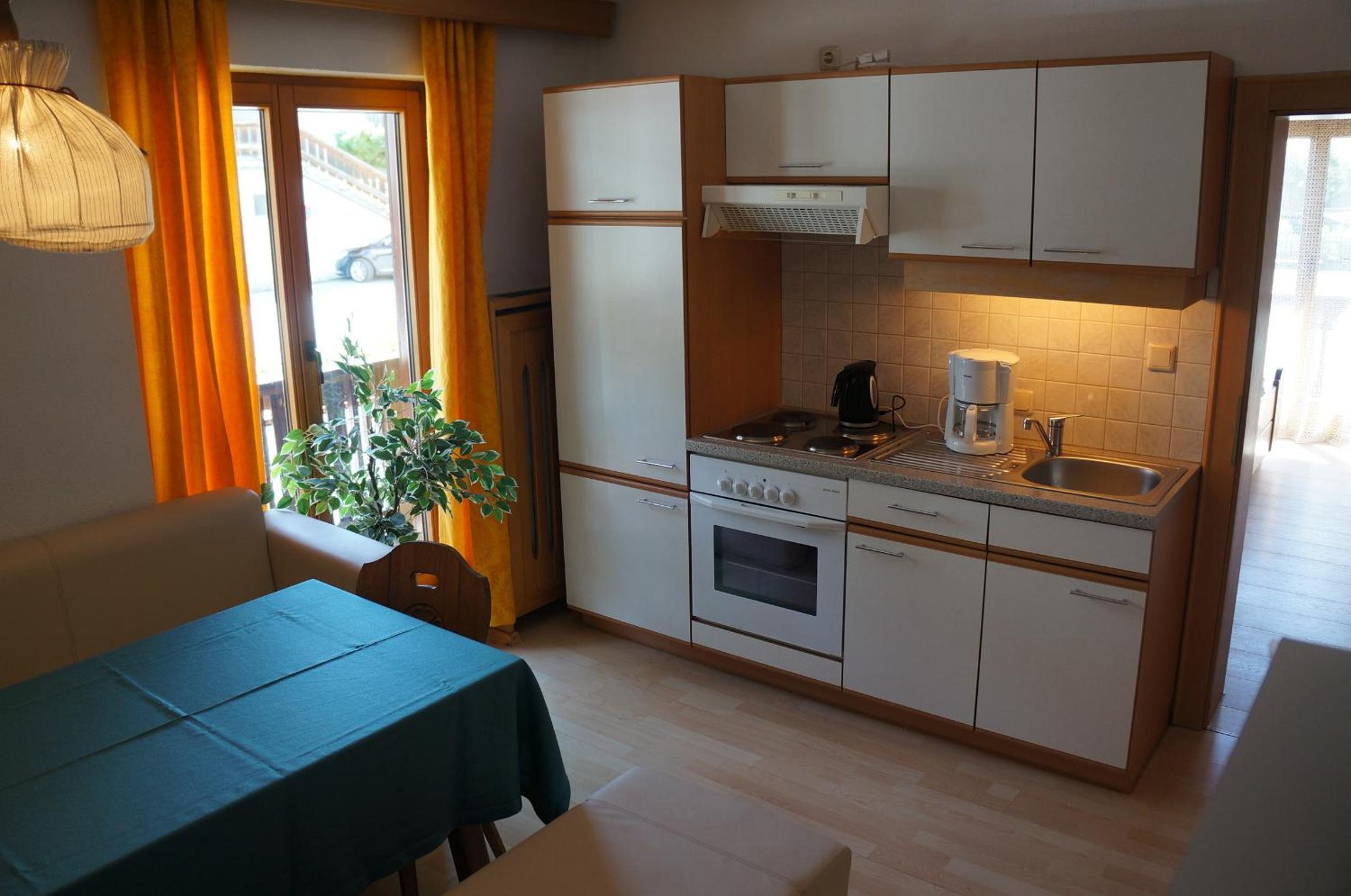 Apartment with Balcony photo 3