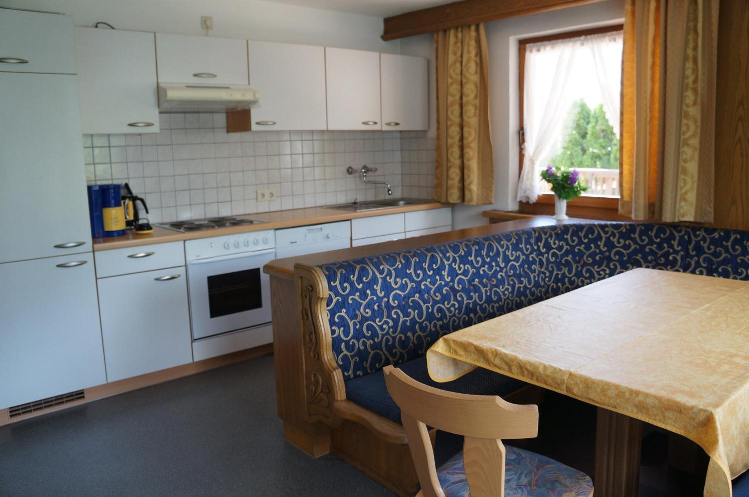 Deluxe Apartment - Photo 2