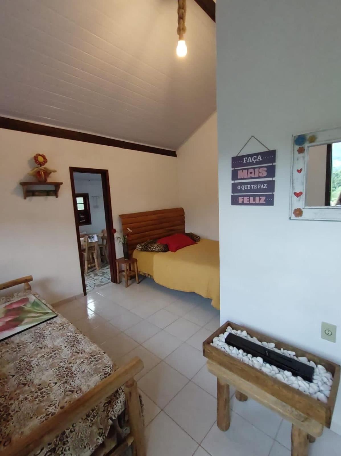 Family Room with Mountain View photo 1