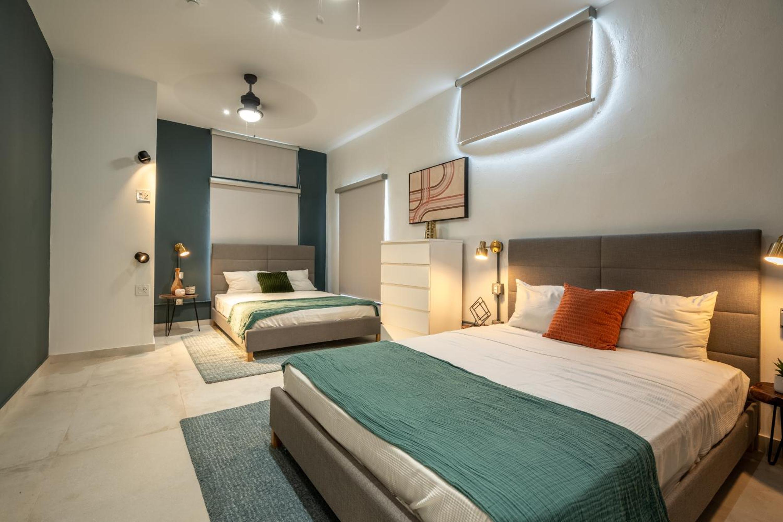Deluxe Family Suite photo 1