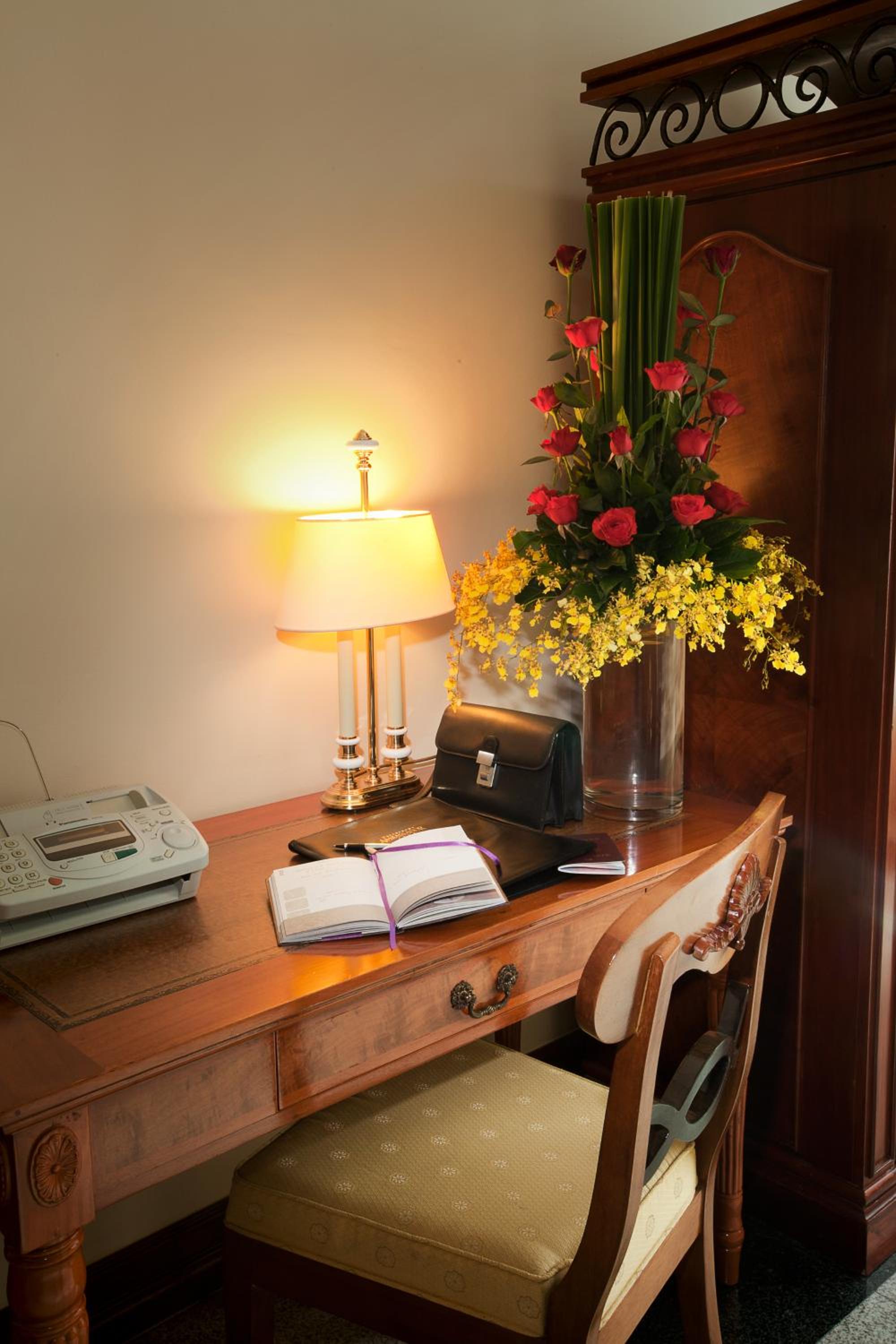 Ambassador Suite - Photo 10