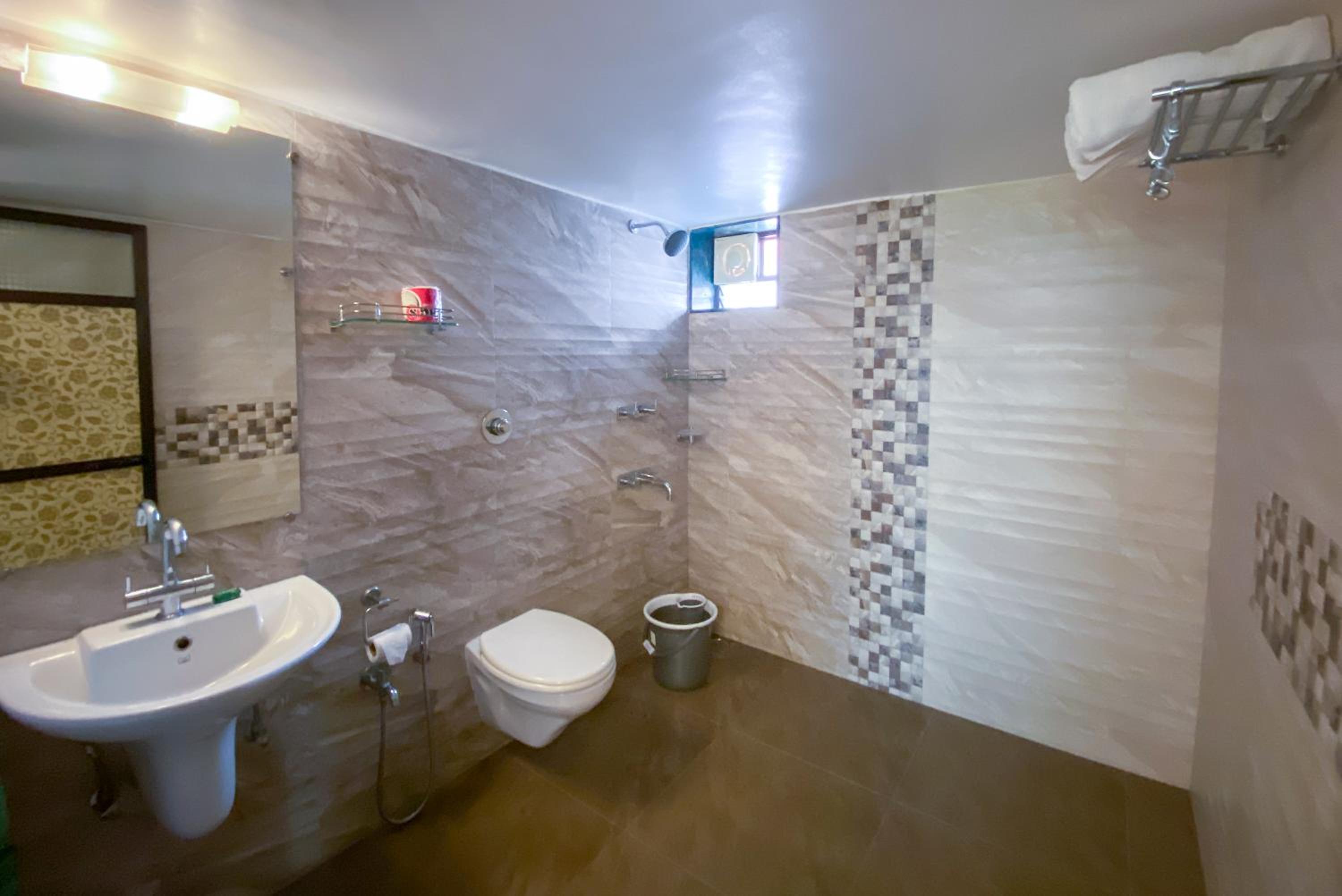 Deluxe Room - Upper Floor photo 2