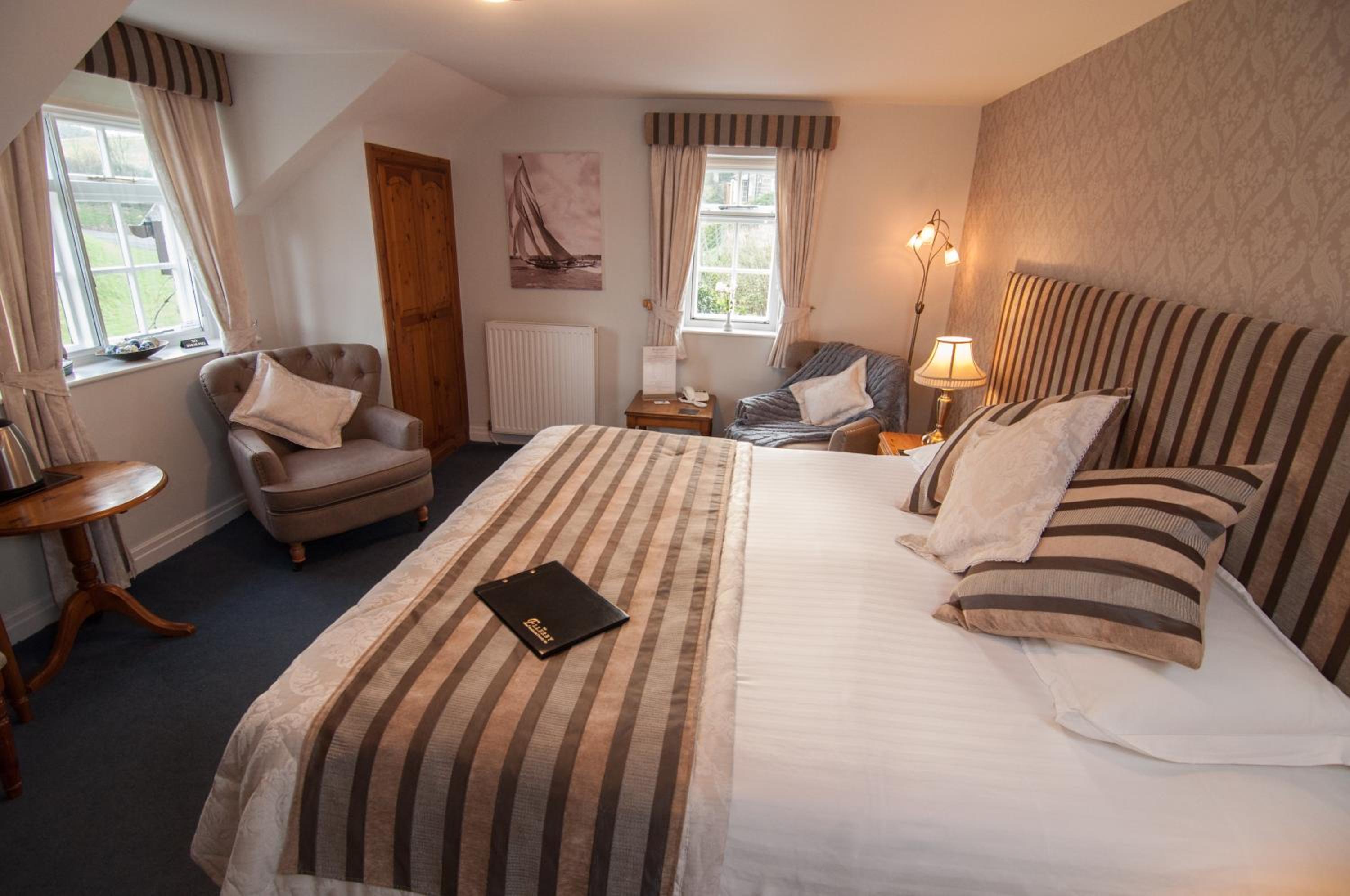 Deluxe Double or Twin Room photo 1
