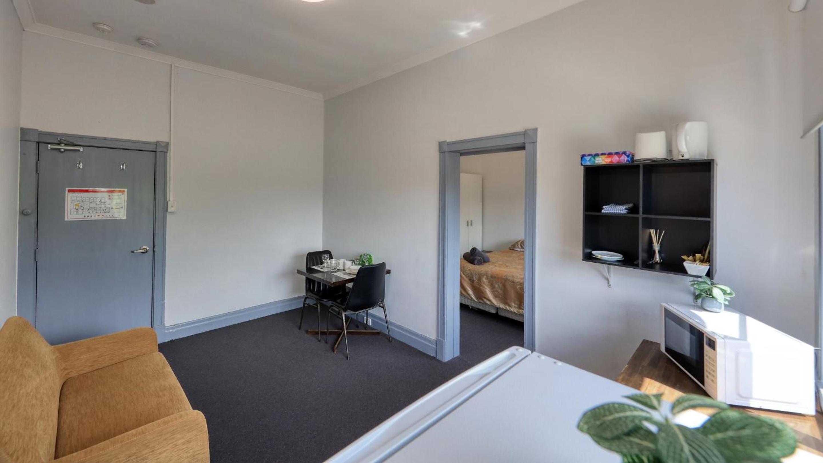 King Suite - Photo 1