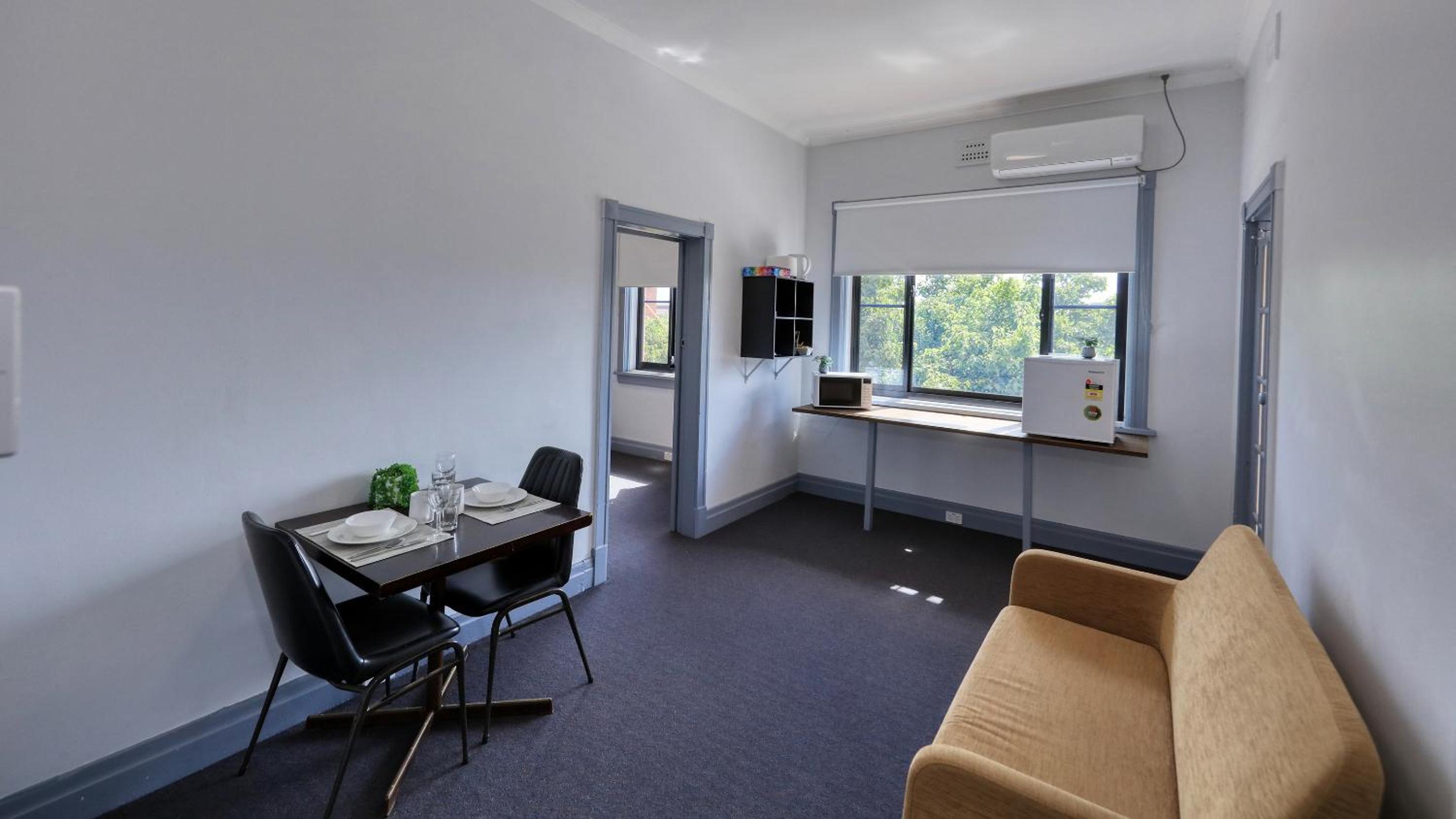 King Suite - Photo 3