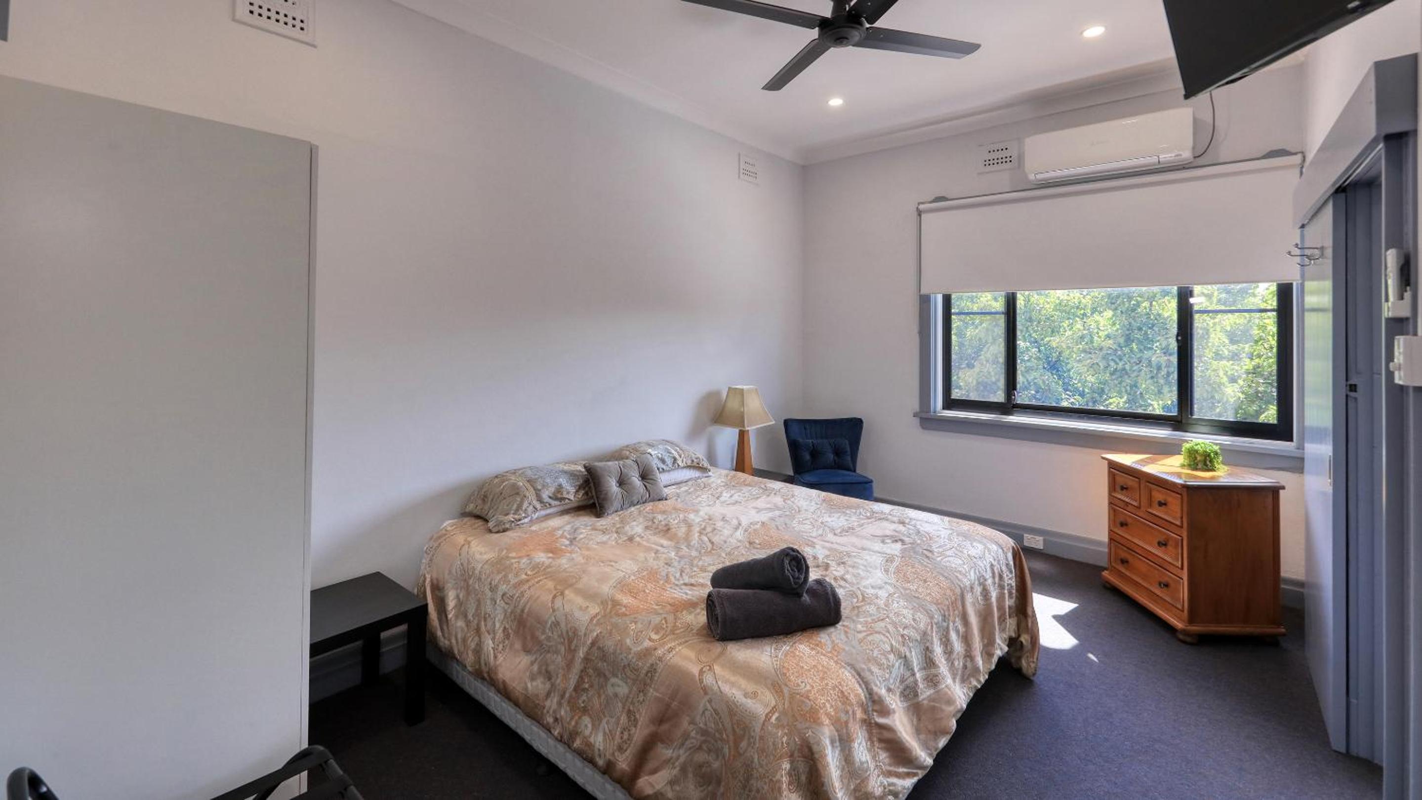 King Suite - Photo 5