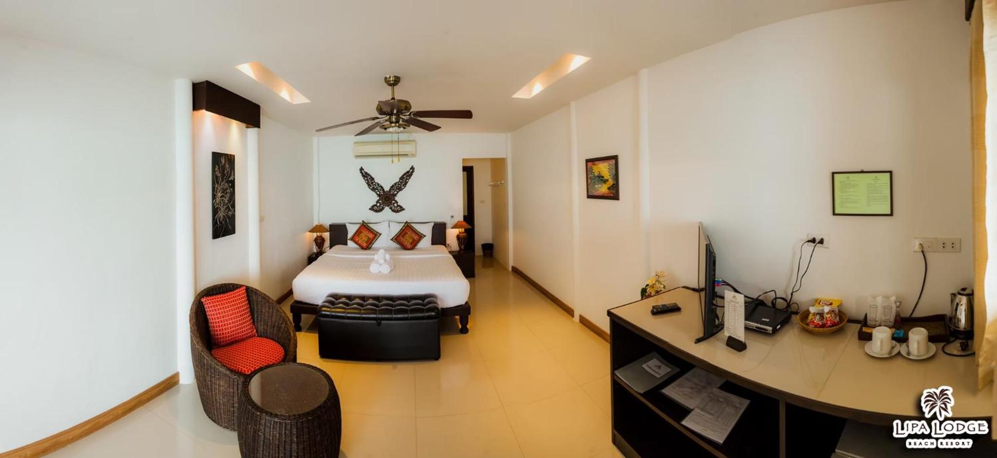Superior Bungalow - Photo 3