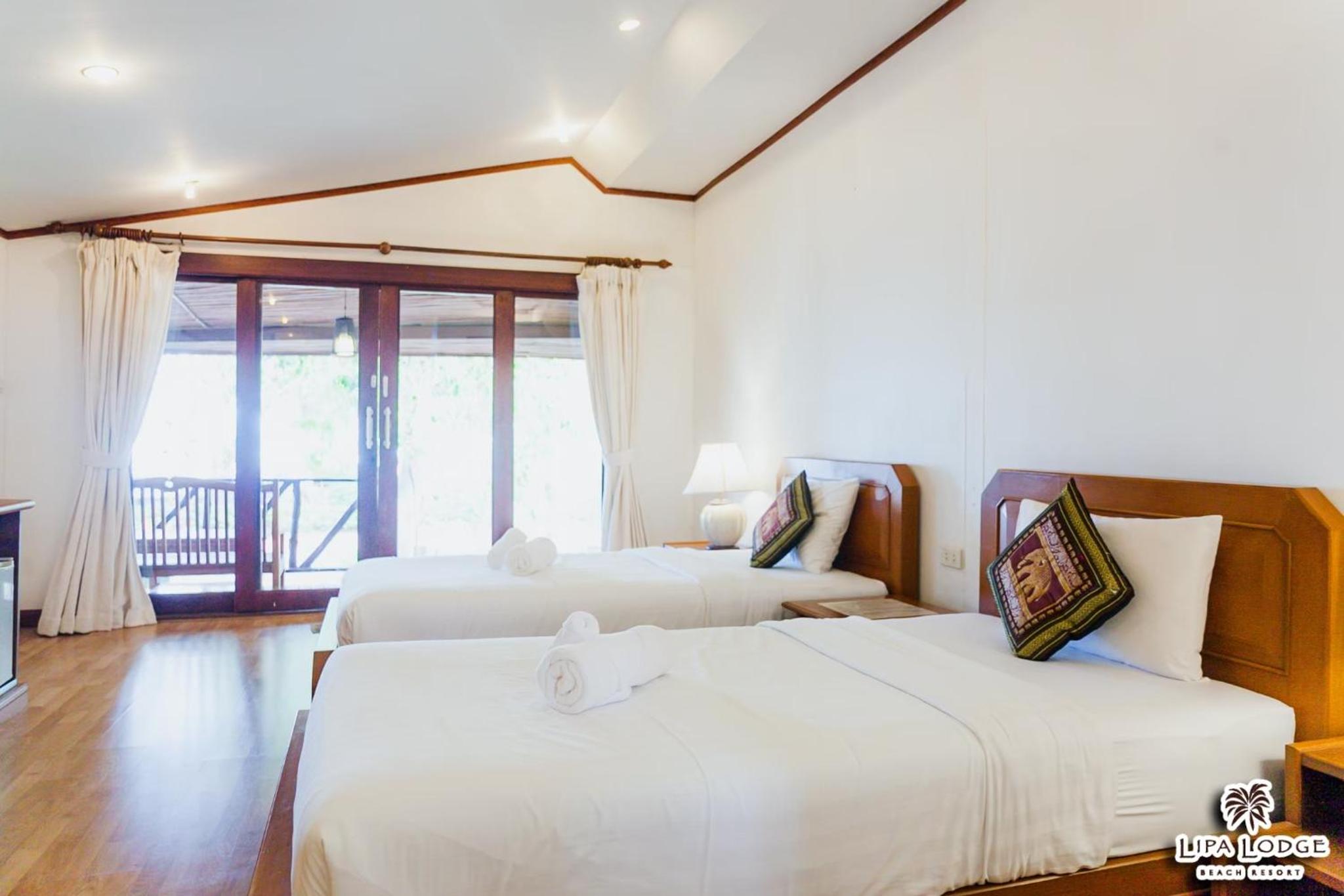 Family Villa (4 Adults) - Photo 9