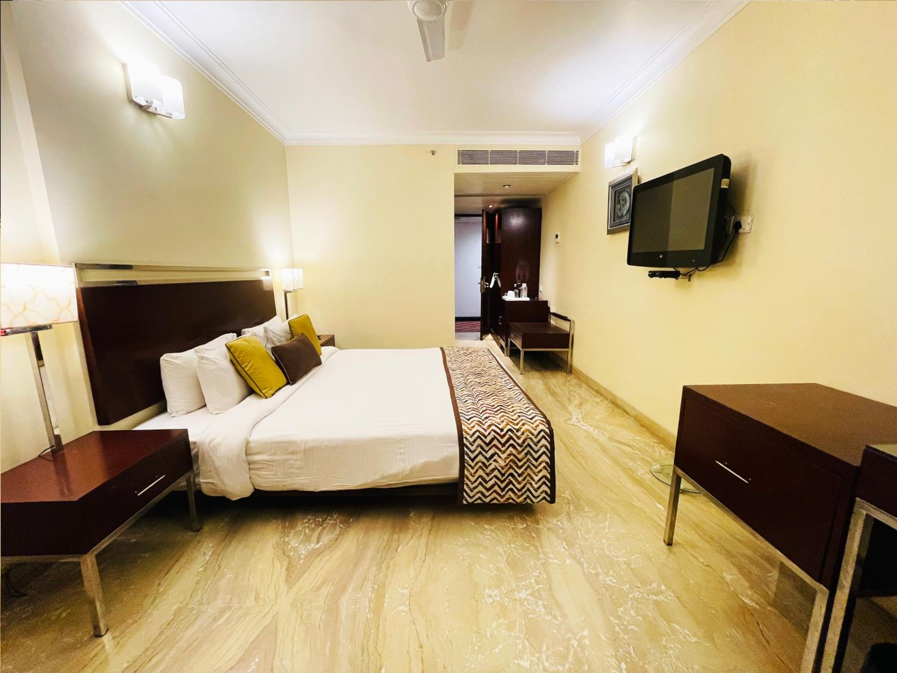 Double Room - Photo 1