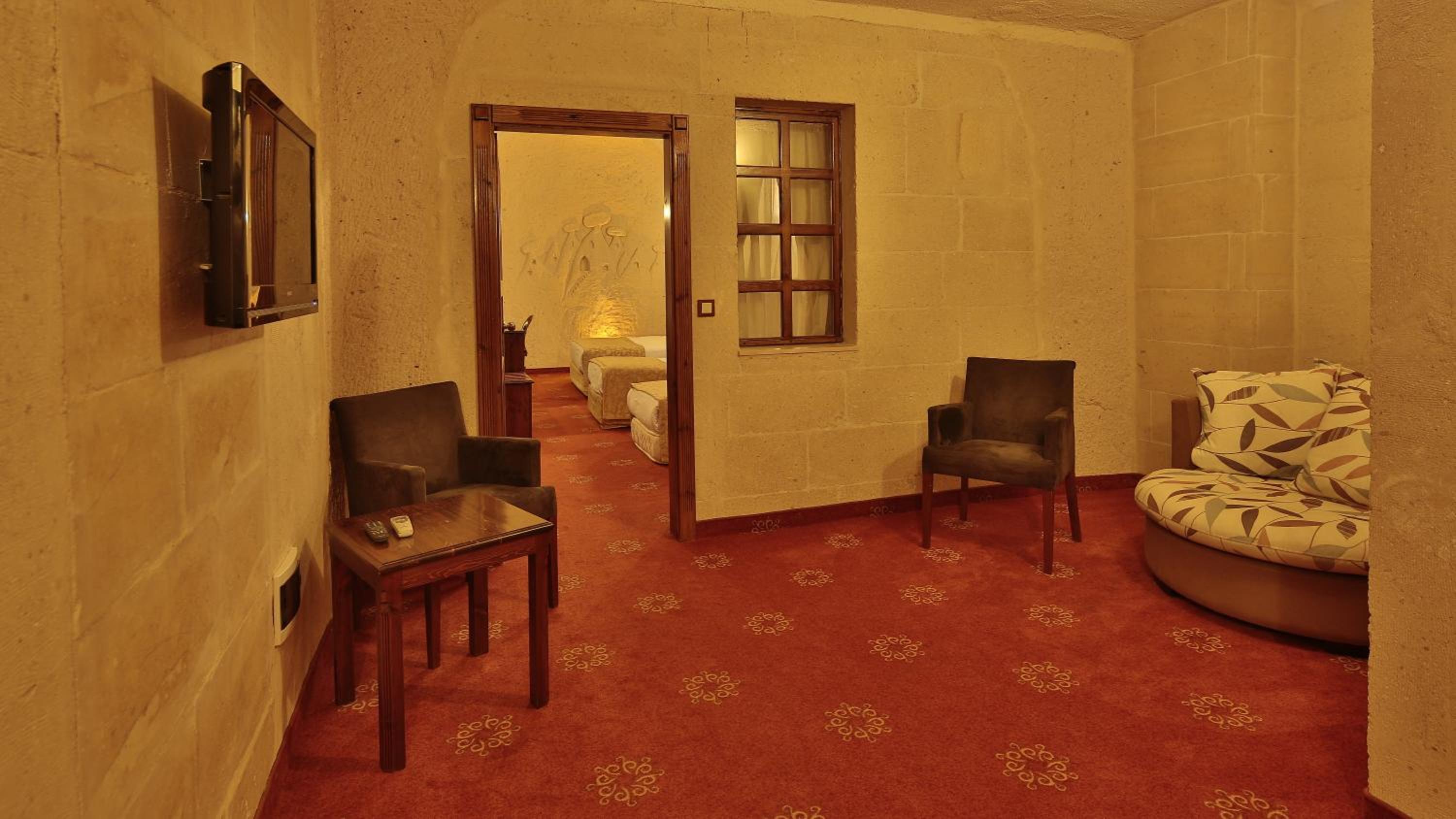 Family Room (4 Adults)