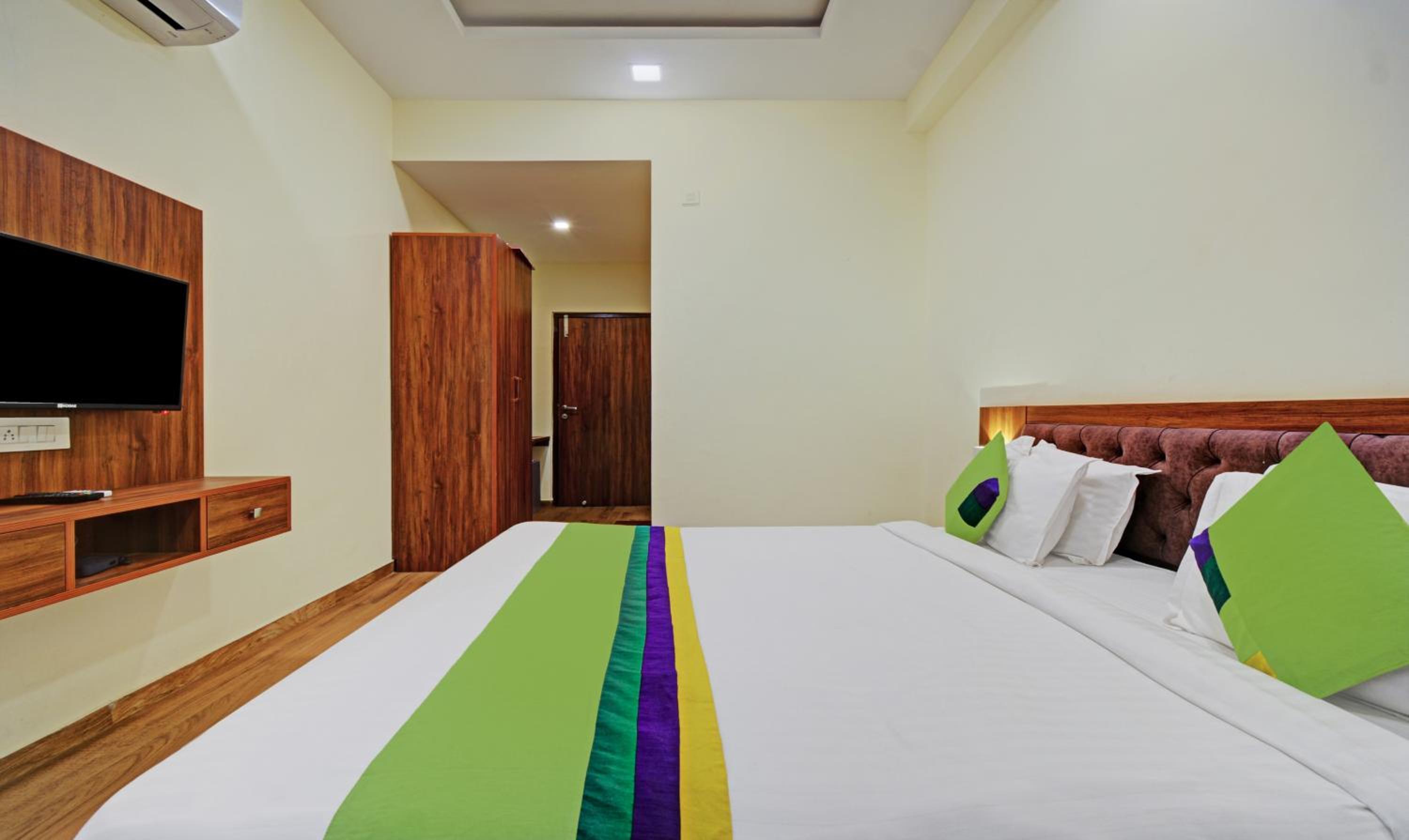Deluxe Double Room - Photo 6