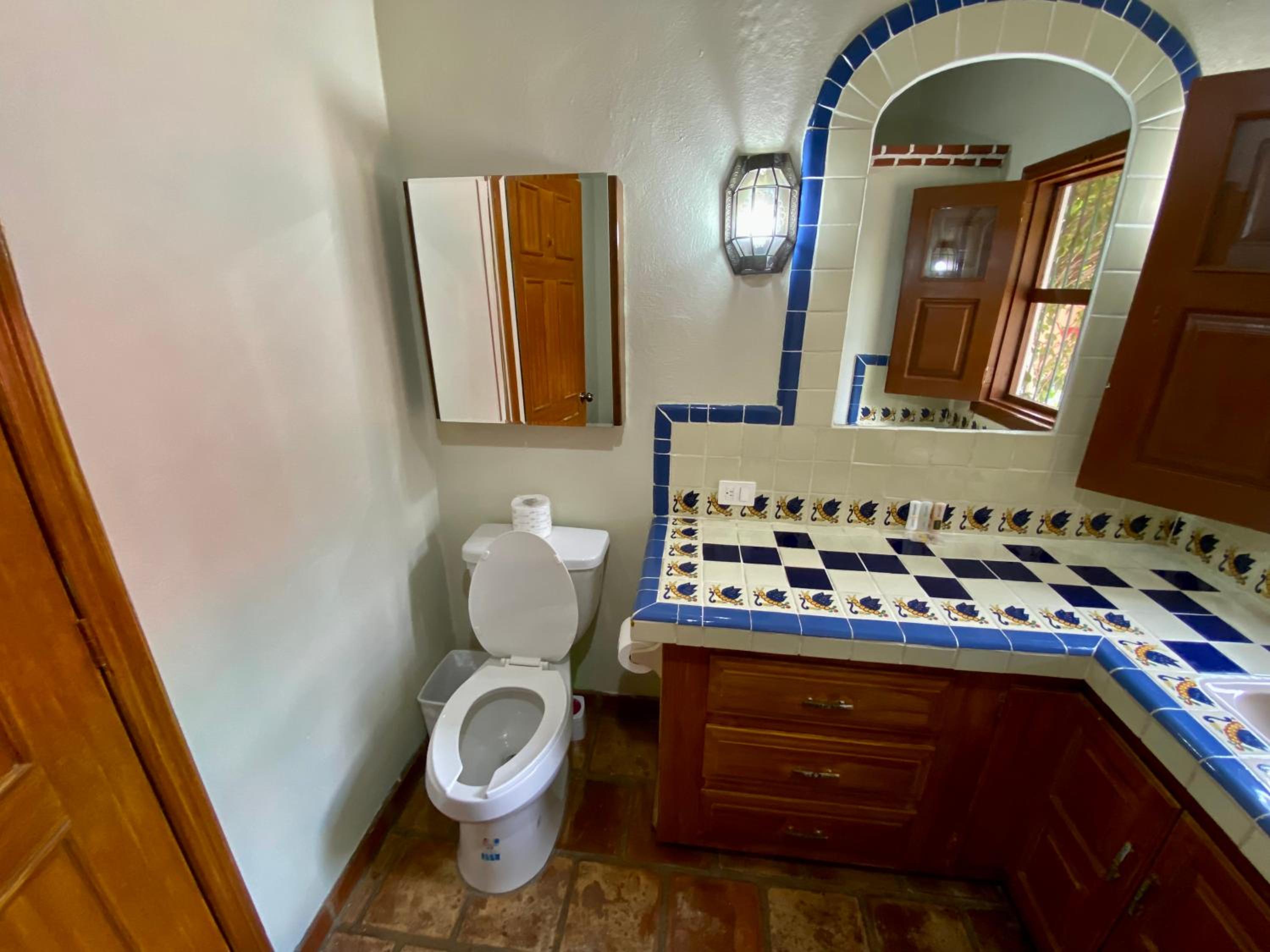 Deluxe Double or Twin Room - Photo 3