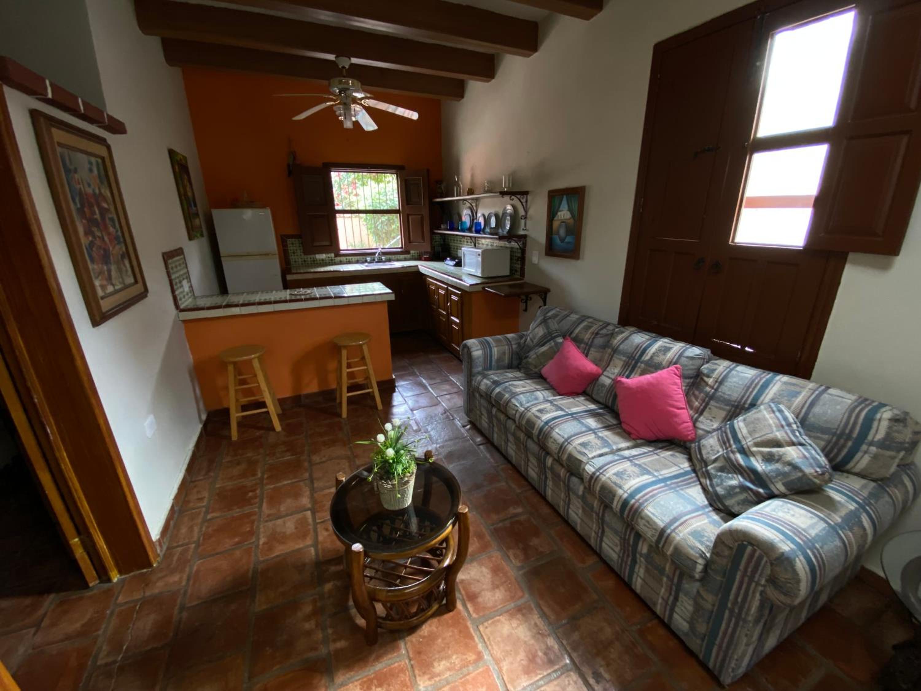 Deluxe Double or Twin Room - Photo 7