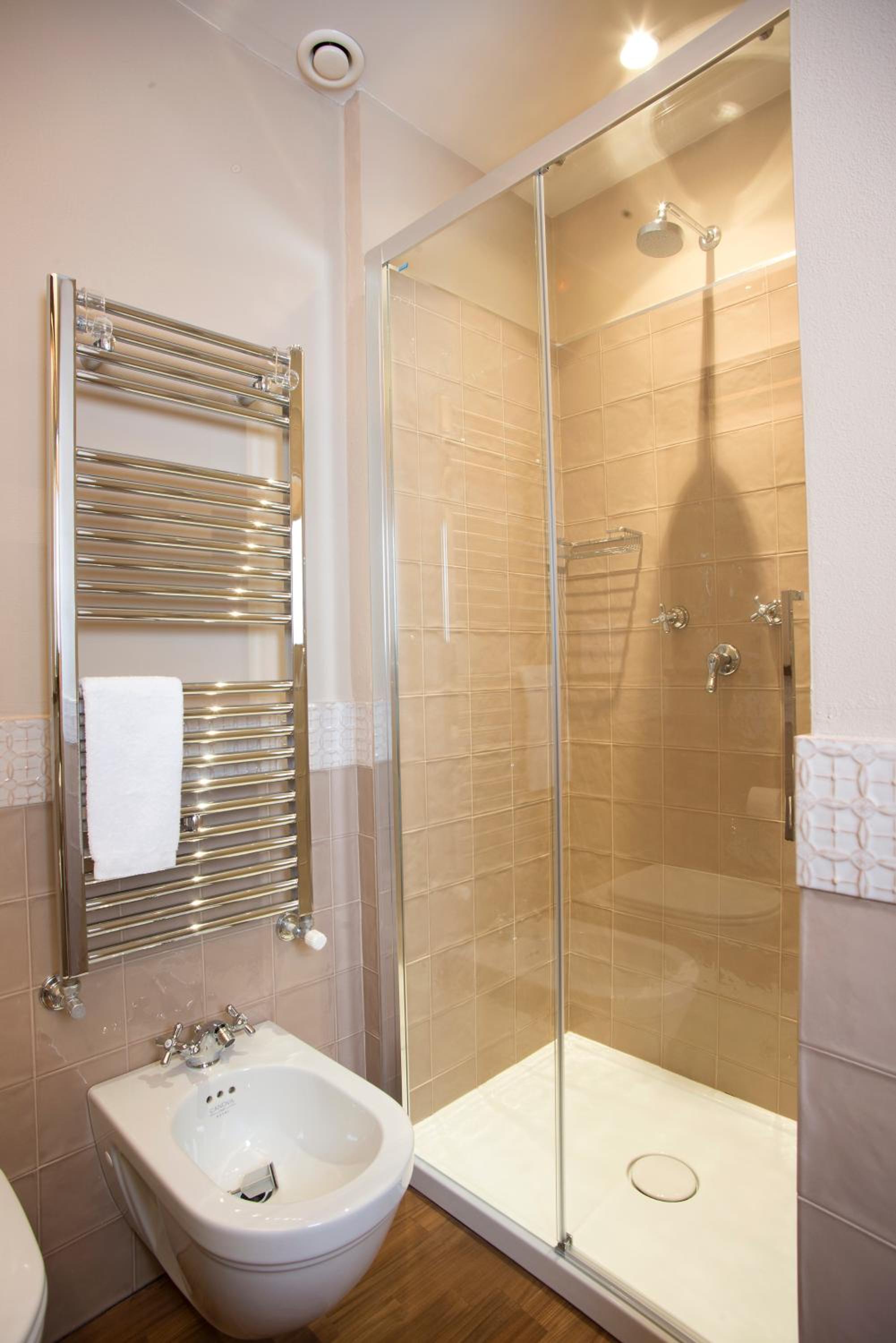 Standard Single Room photo 2
