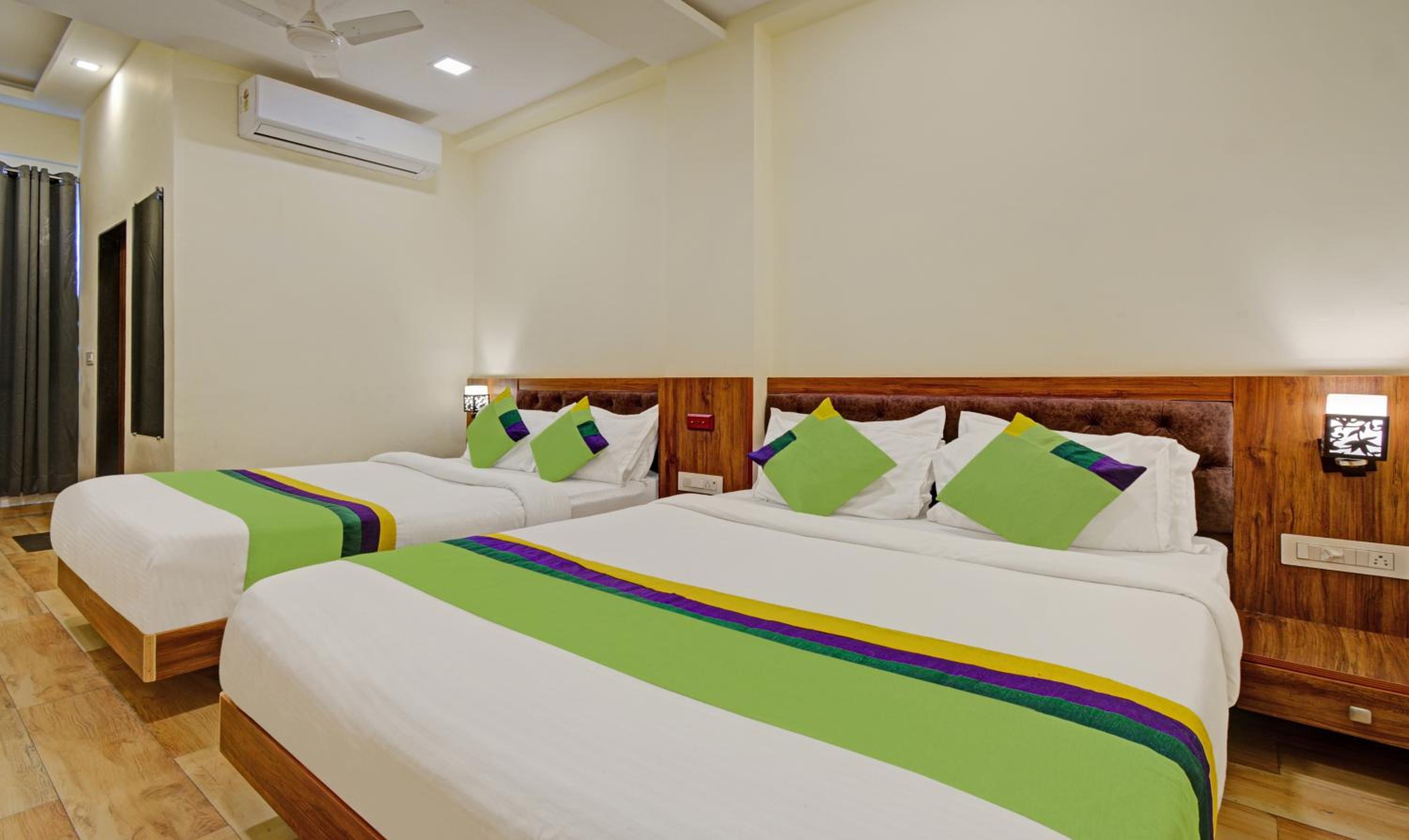 Superior Triple Room - Photo 10