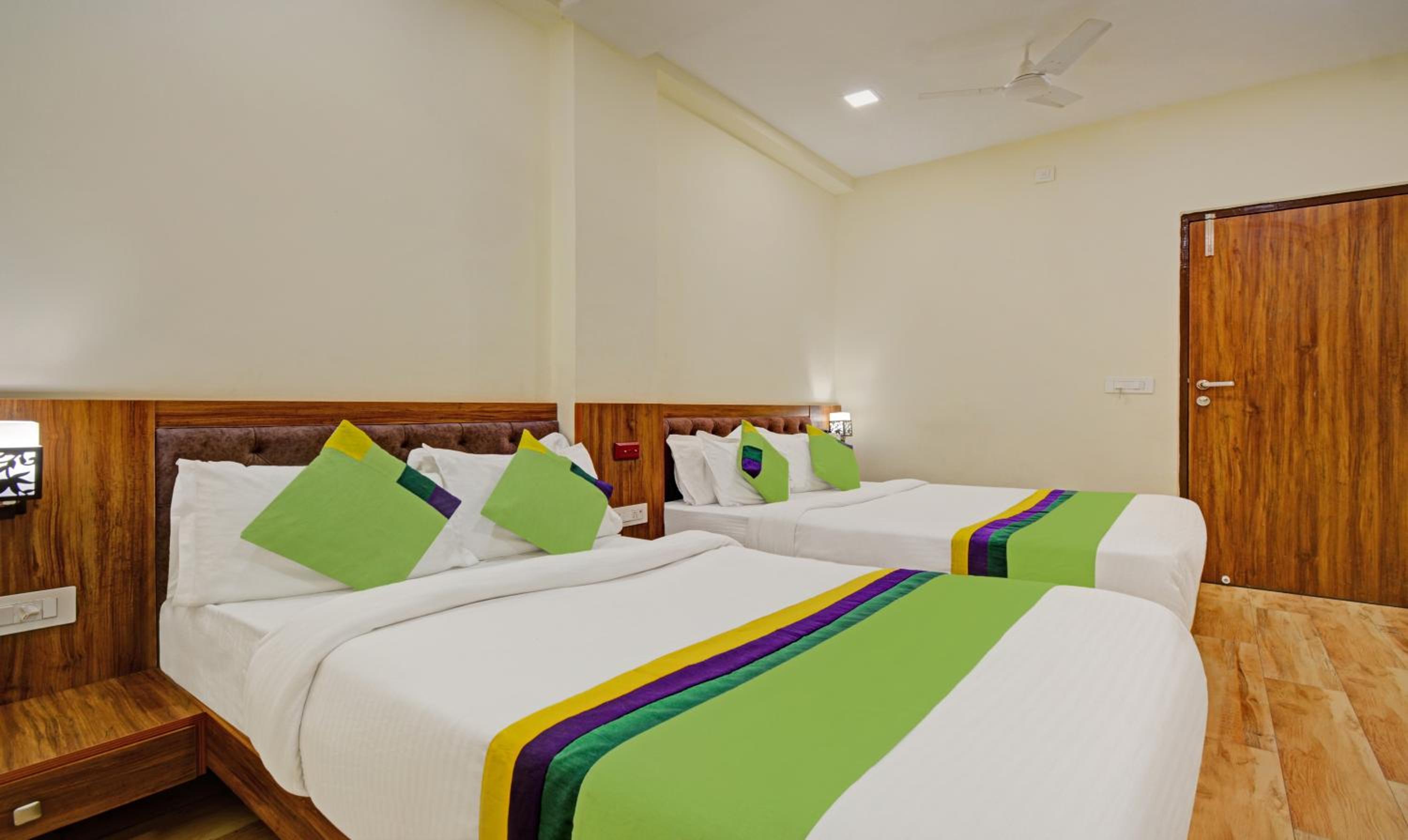 Superior Triple Room - Photo 14