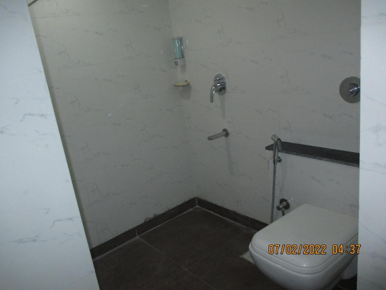 8-Bed Male Dormitory Room photo 2
