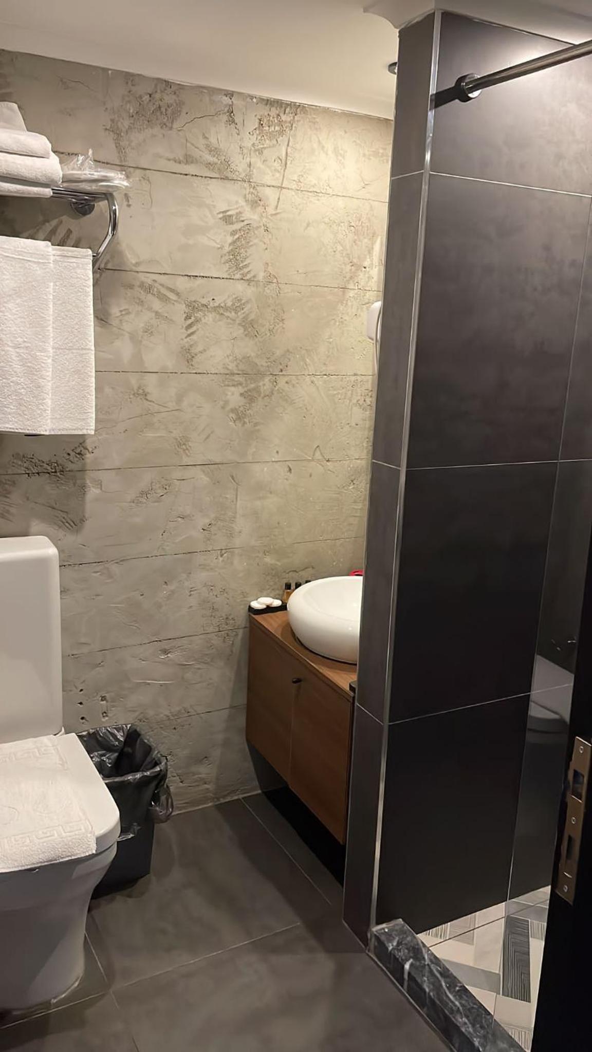Standard Triple Room photo 3