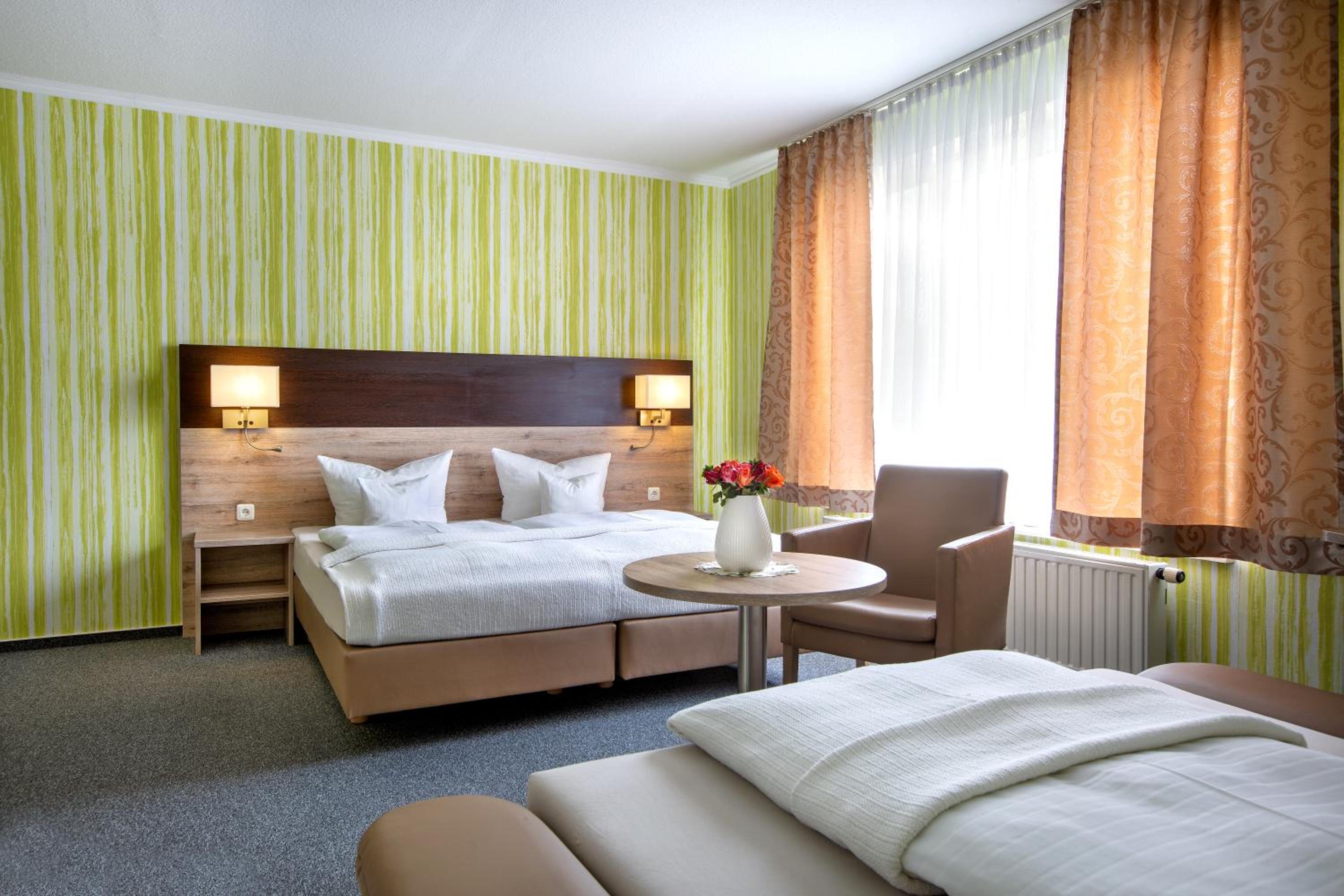 Standard Double Room - Photo 2
