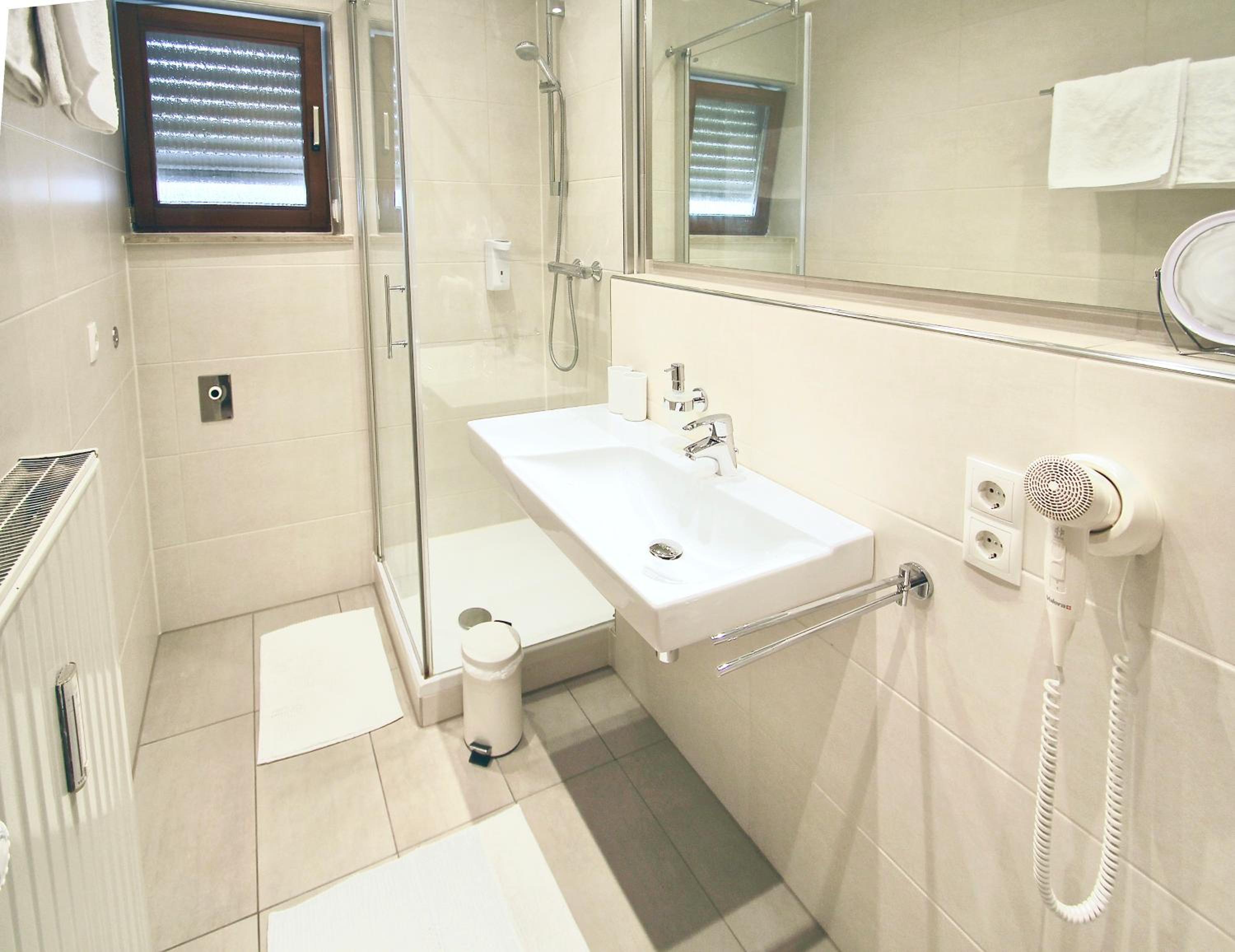 6-bed SEXTET Apartment - Photo 5