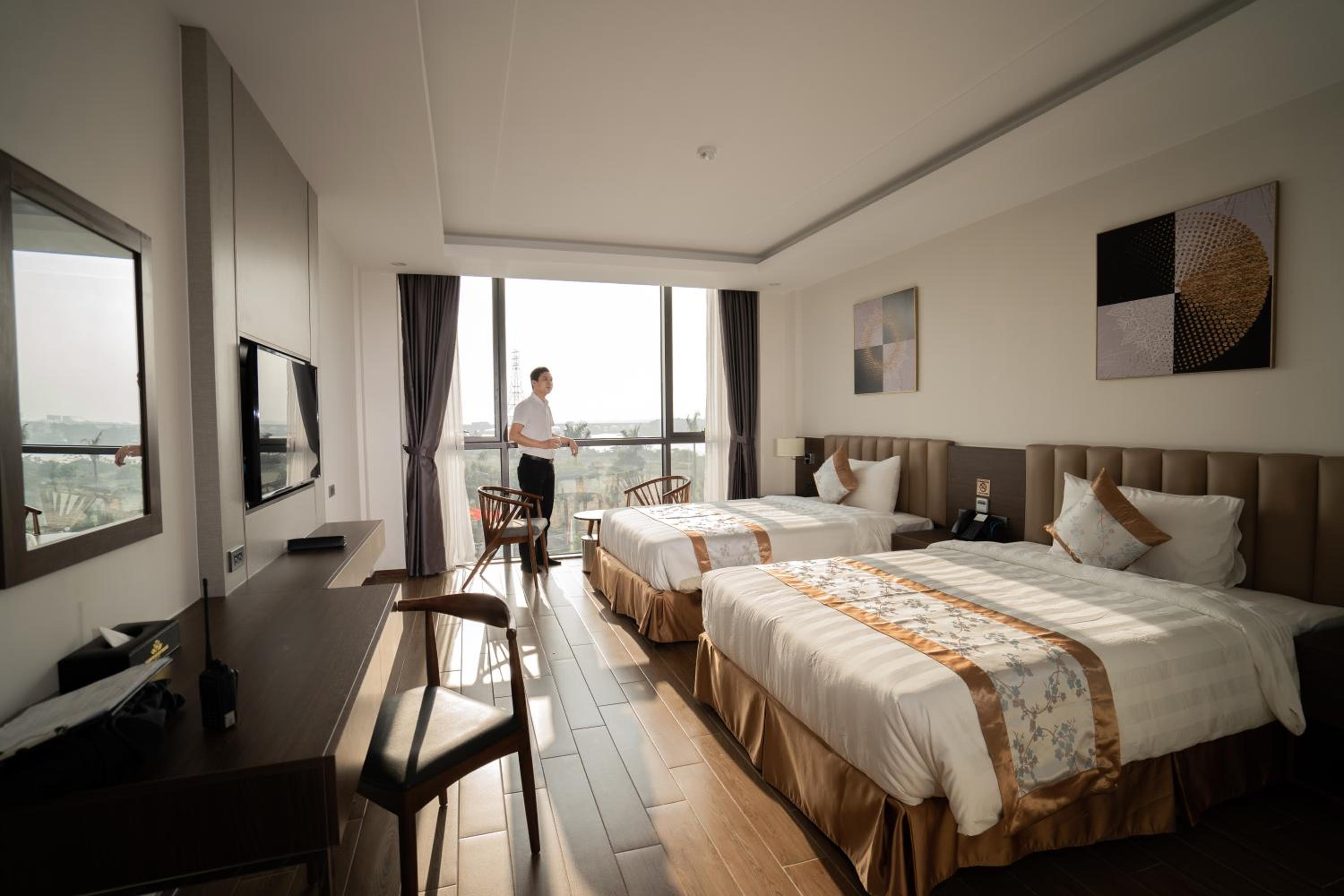 Deluxe Twin Room - Photo 2